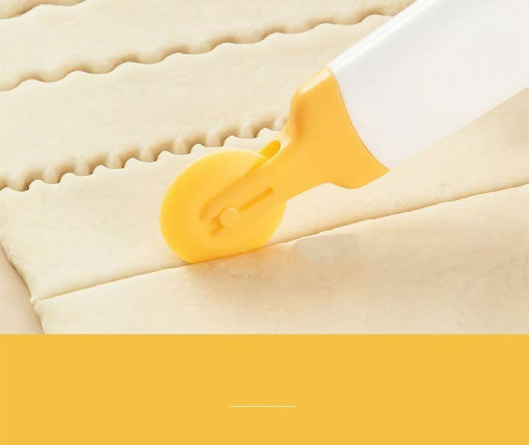 Four-in-one Flower-shaped Dough Sheet Cutting Tool