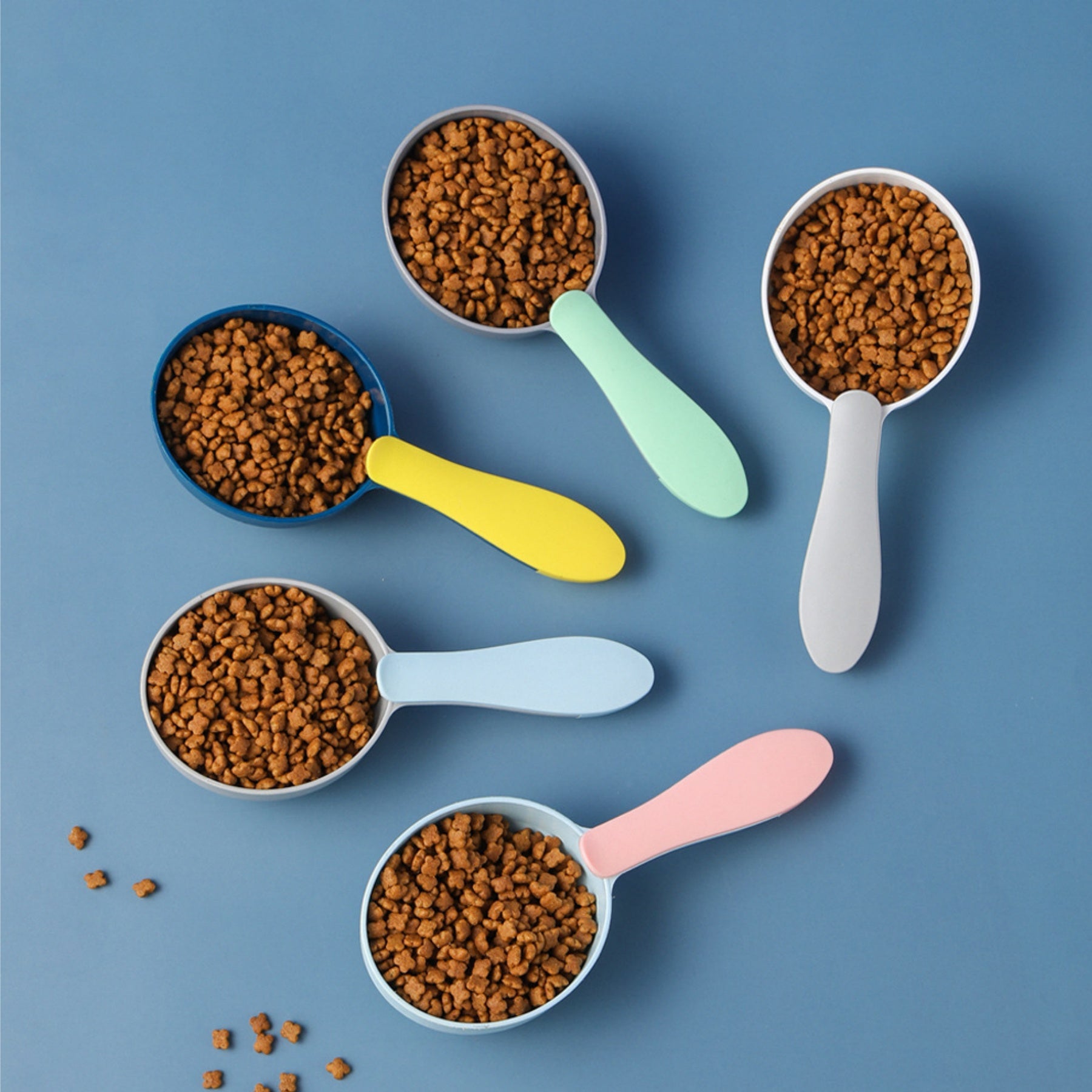 Simple Color-Block Pet Food Scoop