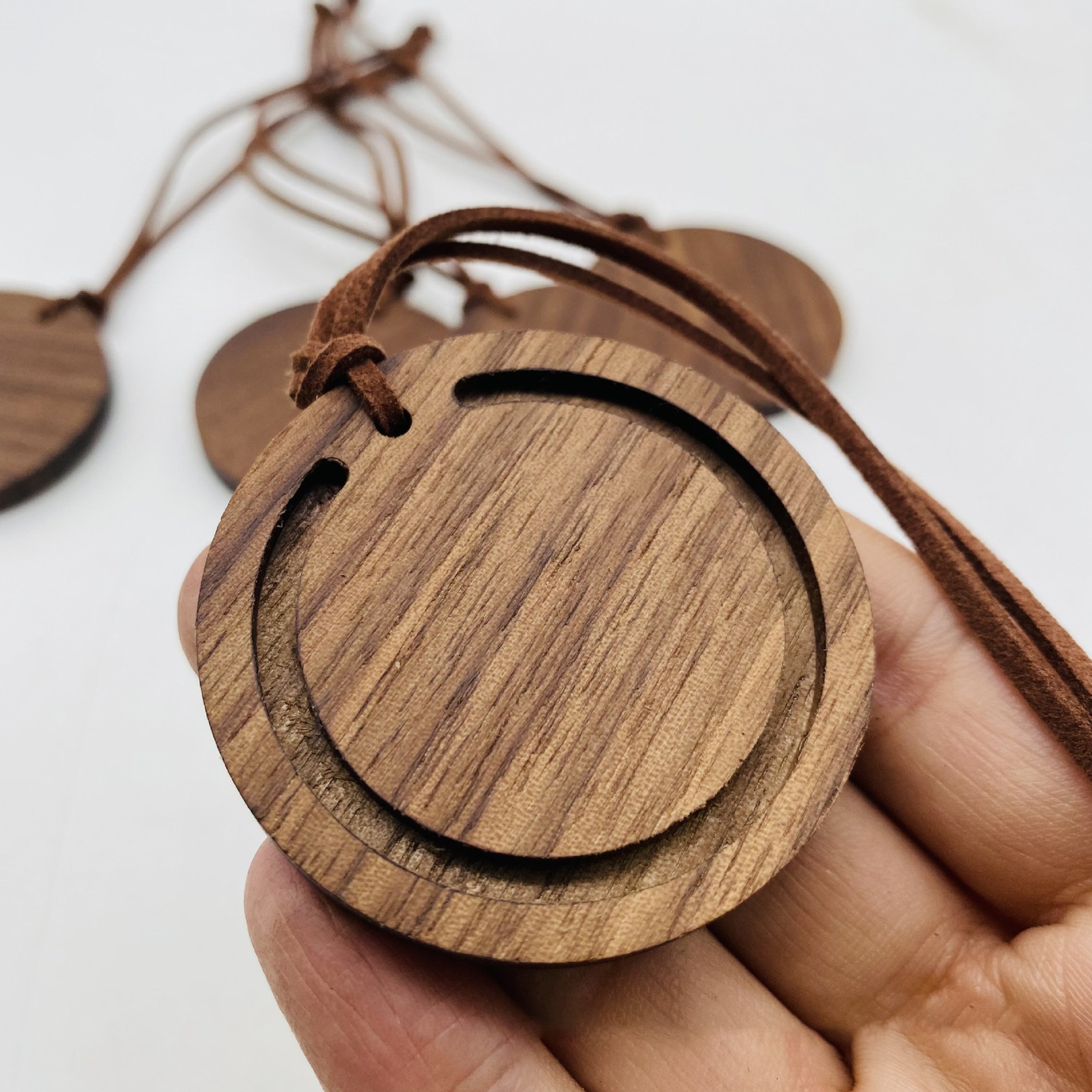 Natural Walnut Wood Car Air Freshener Scent Diffuser