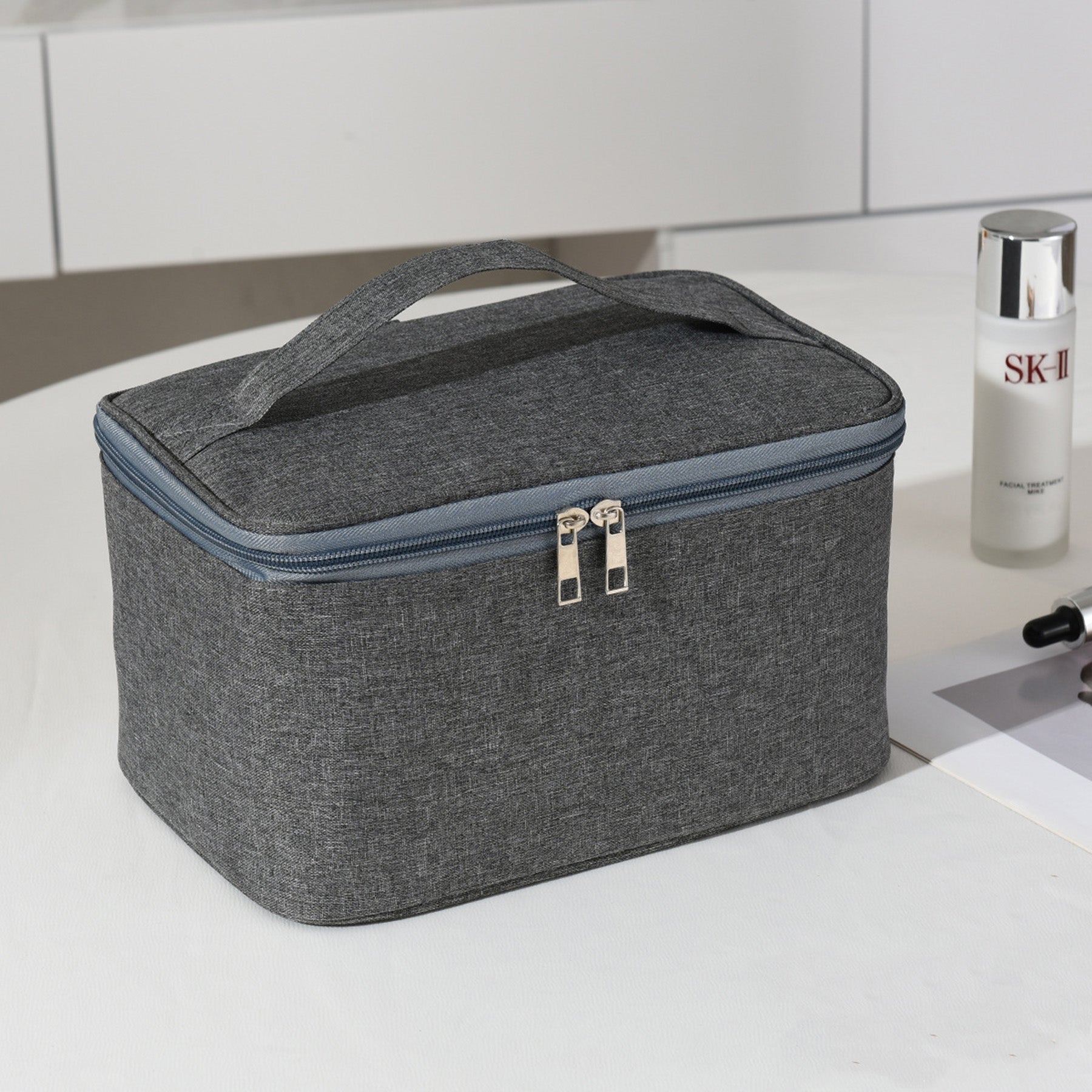 Large-capacity Portable Toiletry Storage Bag