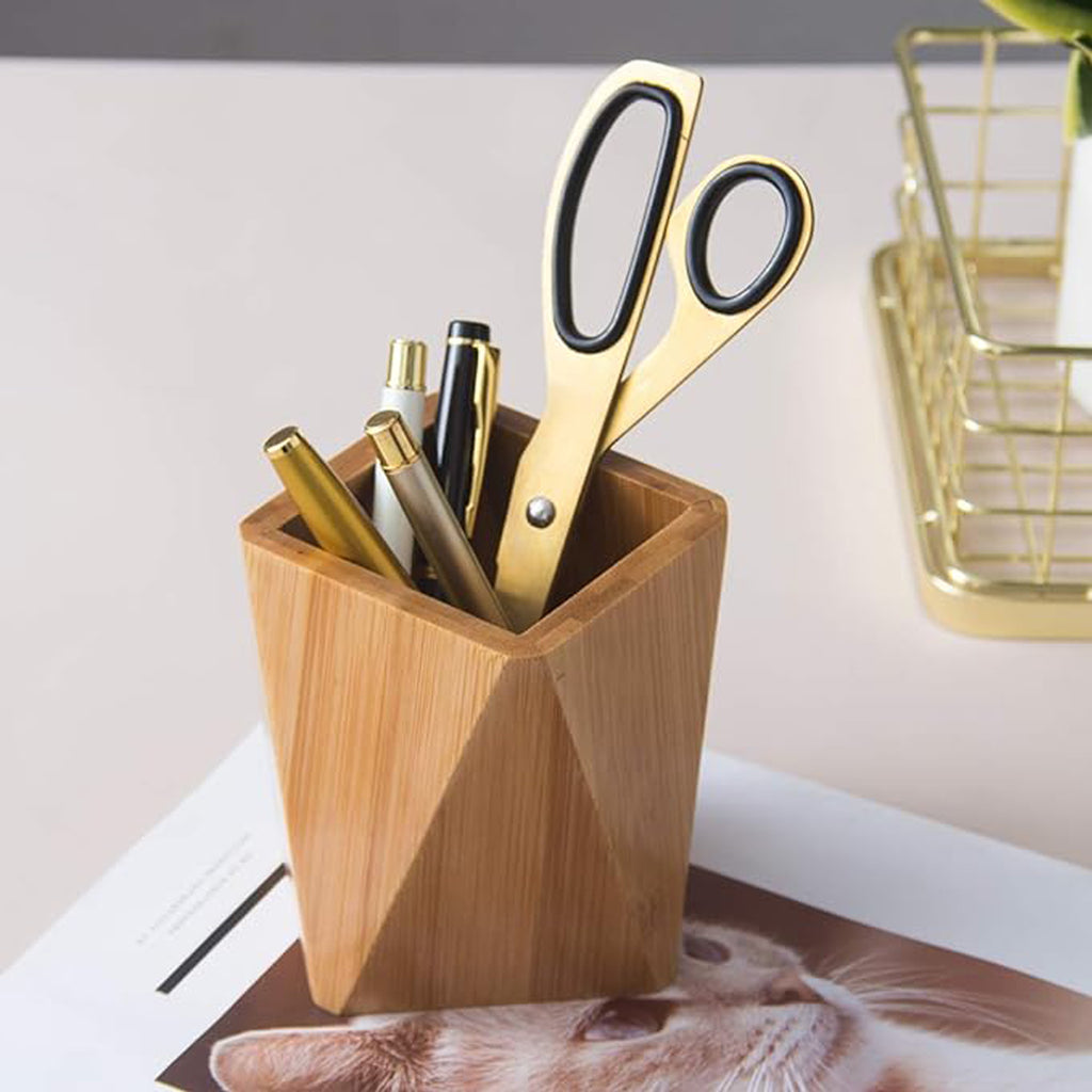 Diamond-shaped Wooden Pen Holder With Eight Sided Triangle