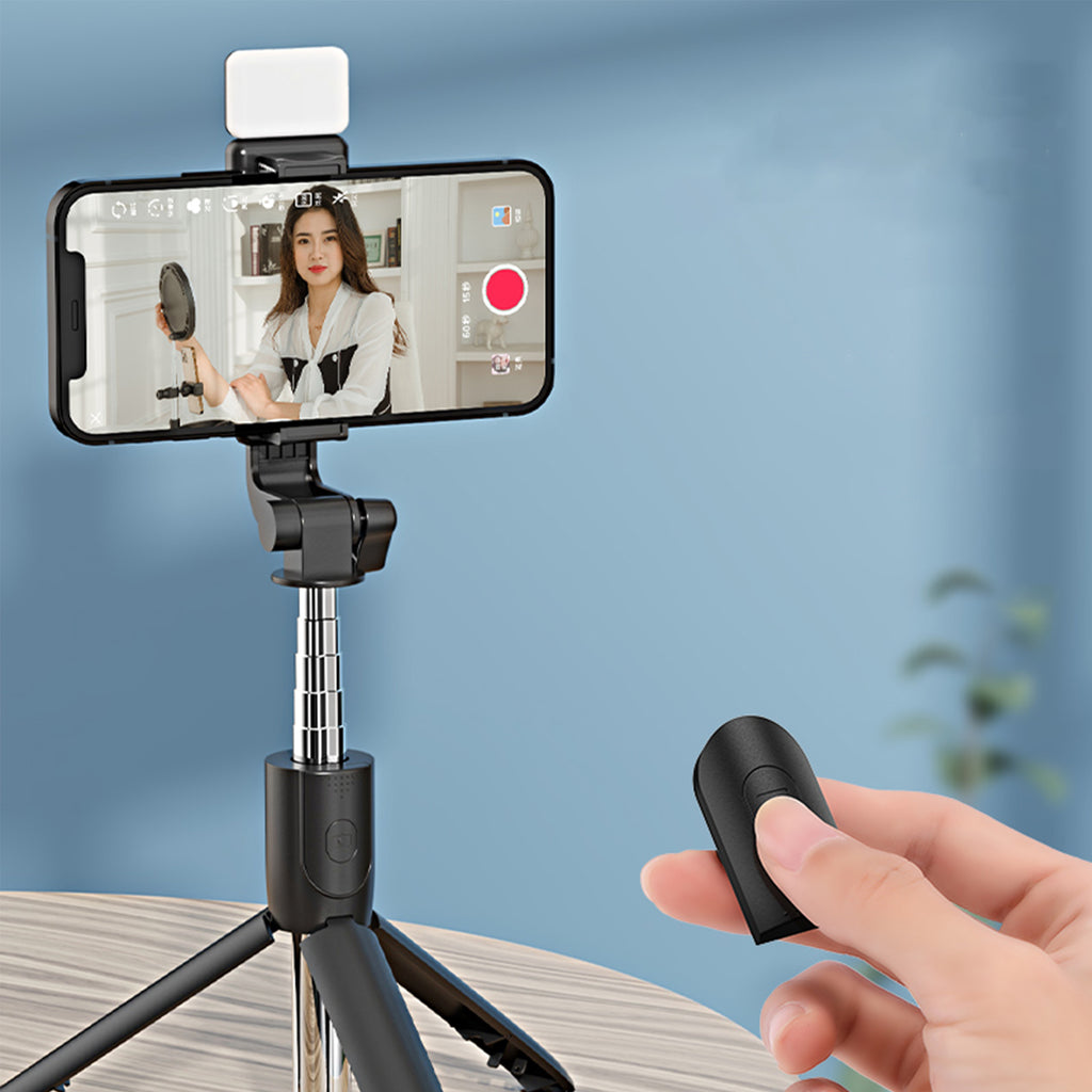 Extendable Bluetooth Selfie Stick Tripod