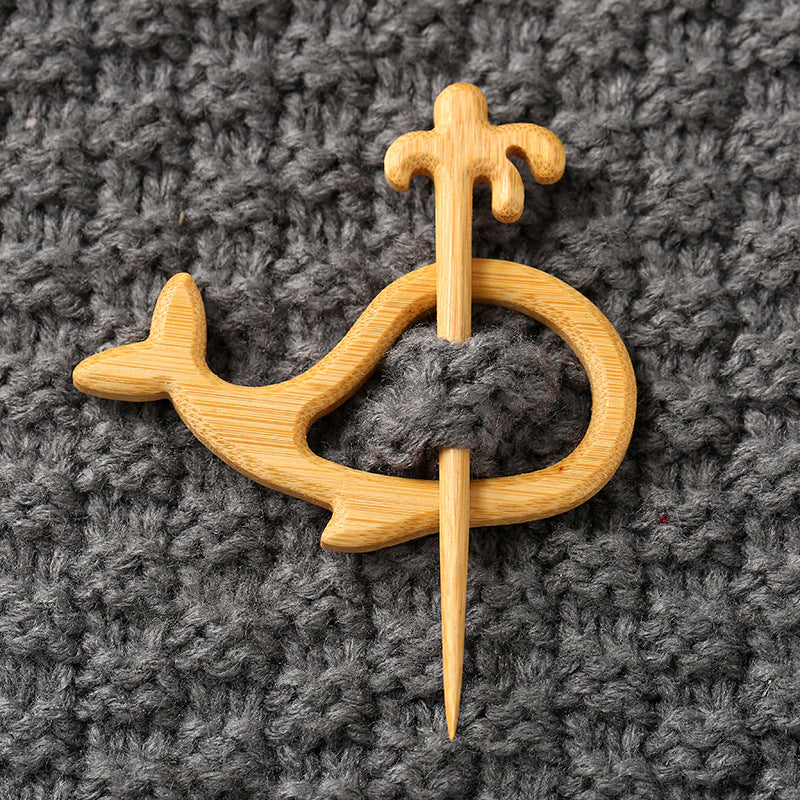 Wooden Animal - Pattern Brooch Pin Gift