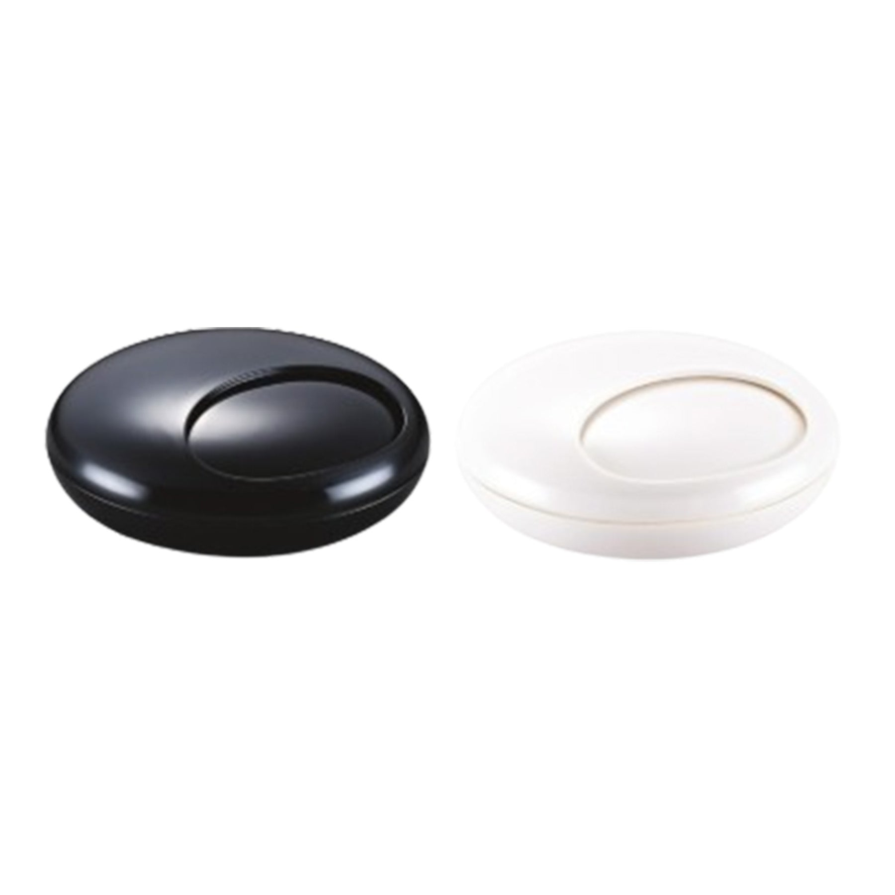 Ashtray With a Rotating Lid