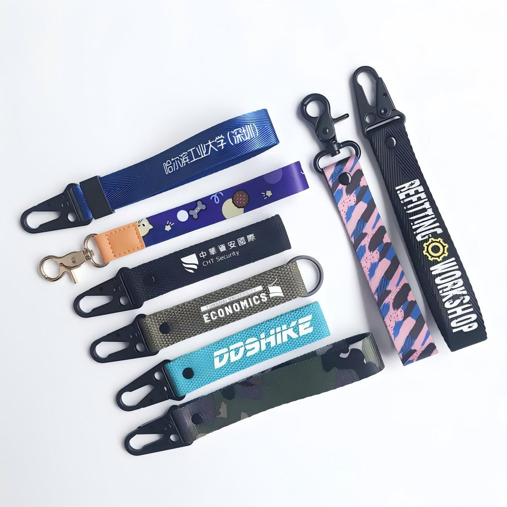Lanyard Keychain With Metal Buckle