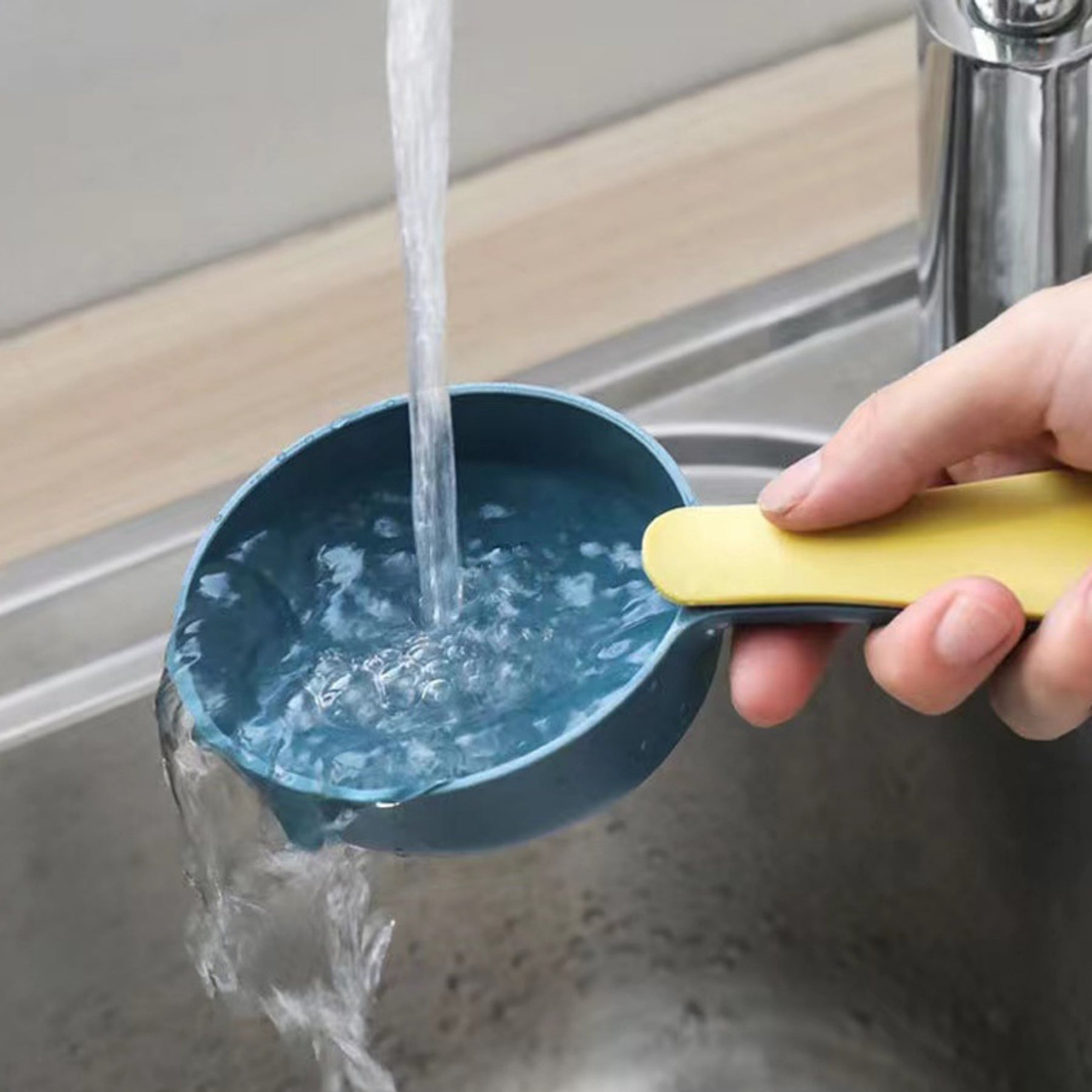 Simple Color-Block Pet Food Scoop