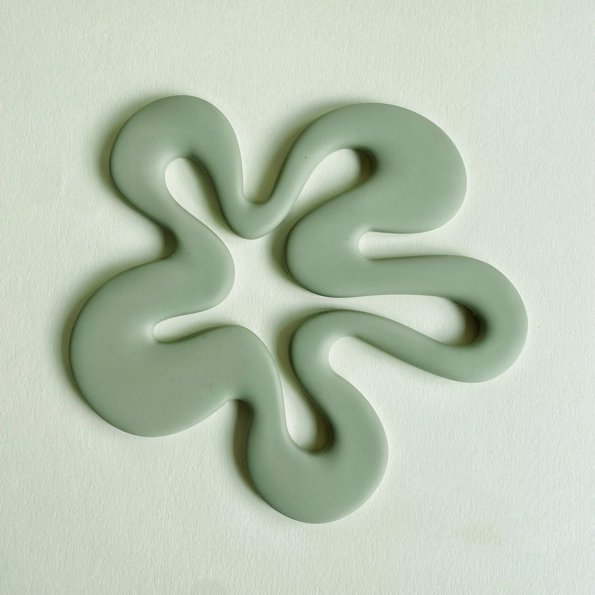 Flower-shaped Silicone Heat Cushion