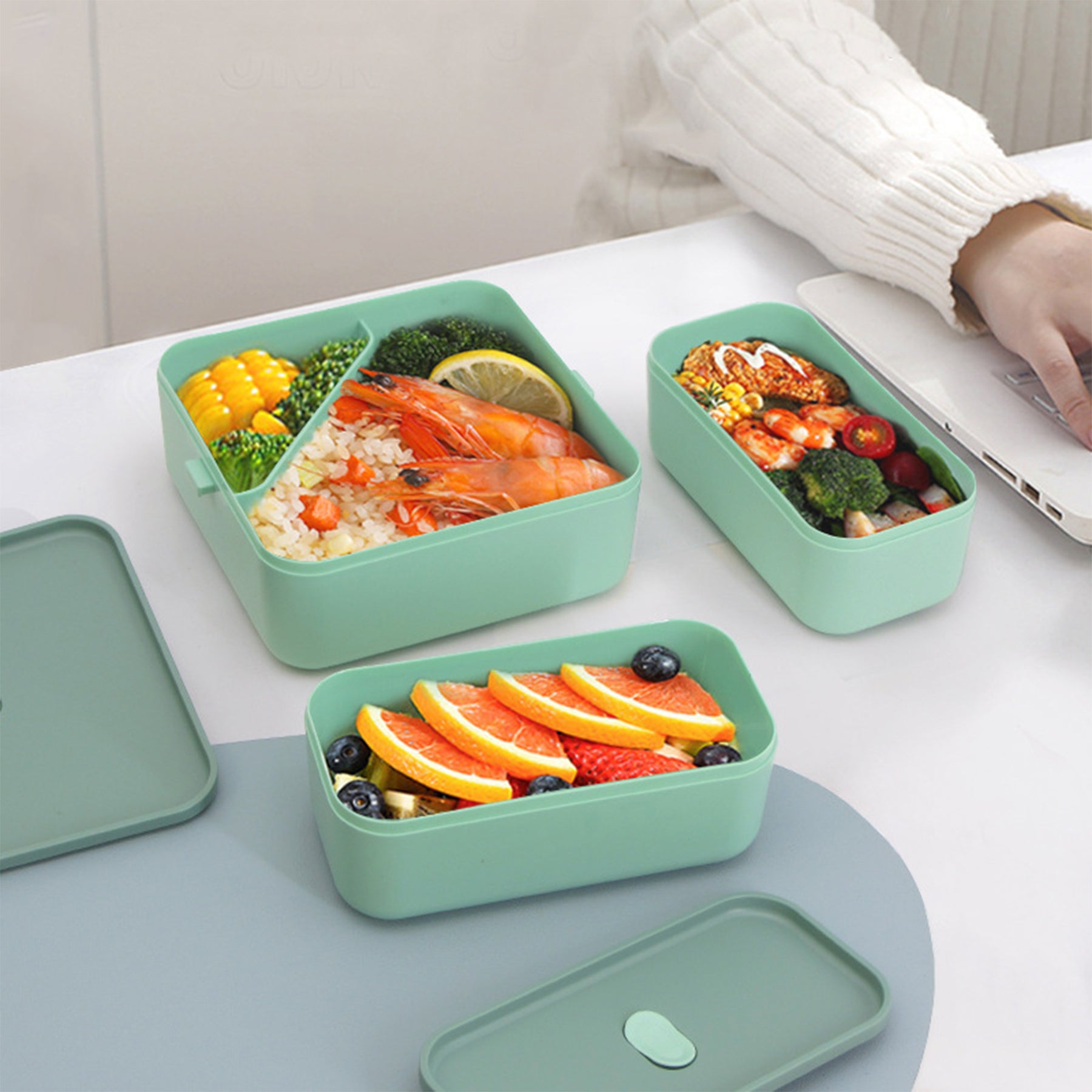 2-Layer Separable Lunch Box With Cutlery