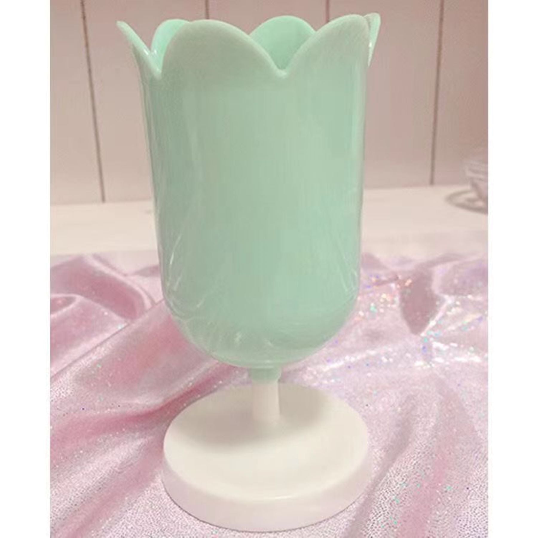 Tulip Pen Holder
