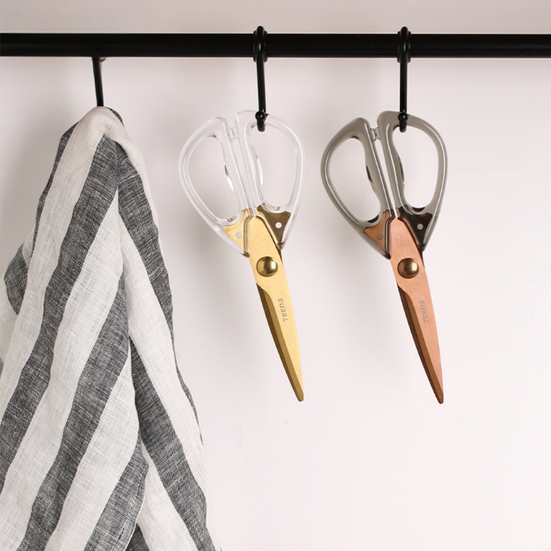 Multifunctional Acrylic Scissors