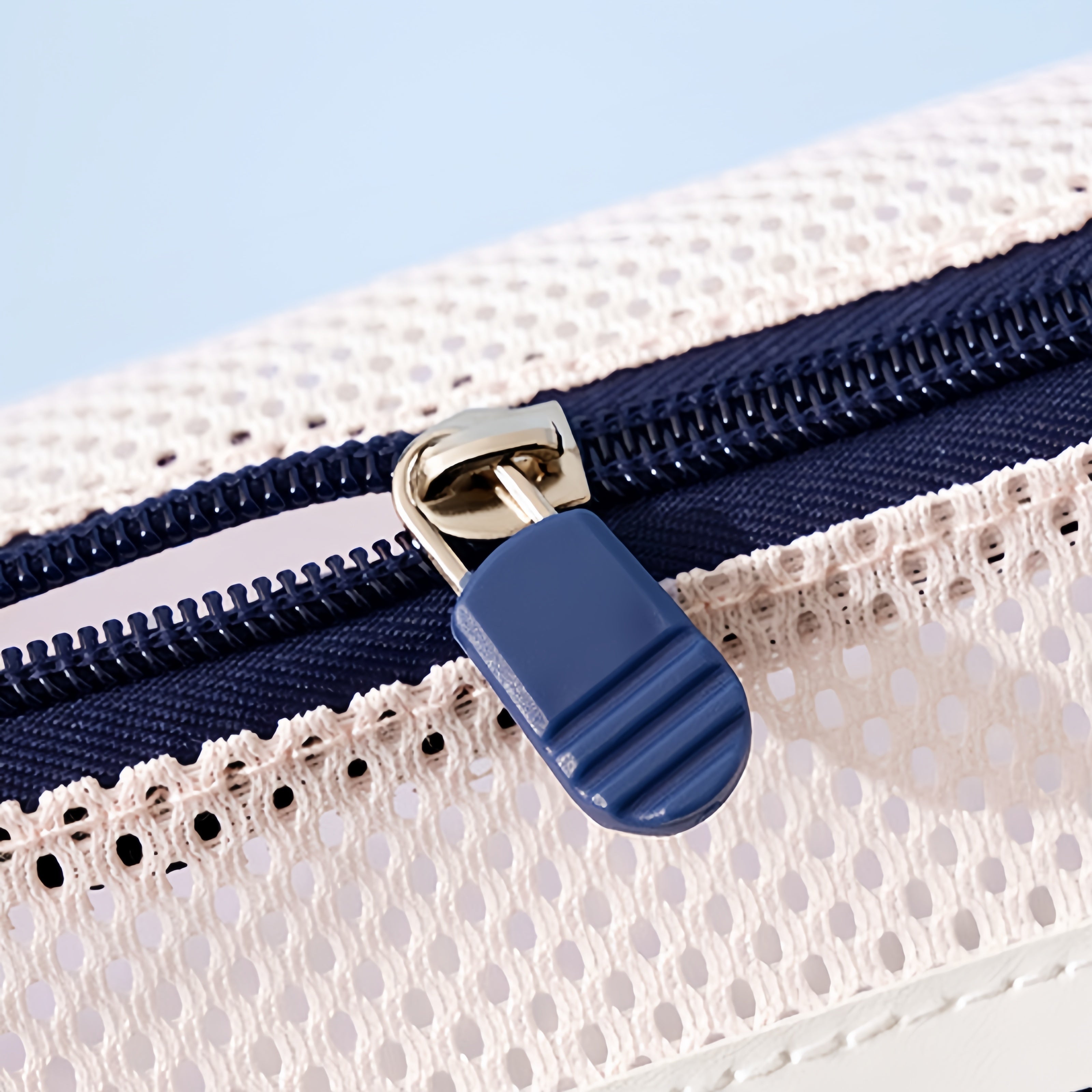 Breathable Mesh Material Cosmetic Storage Bag