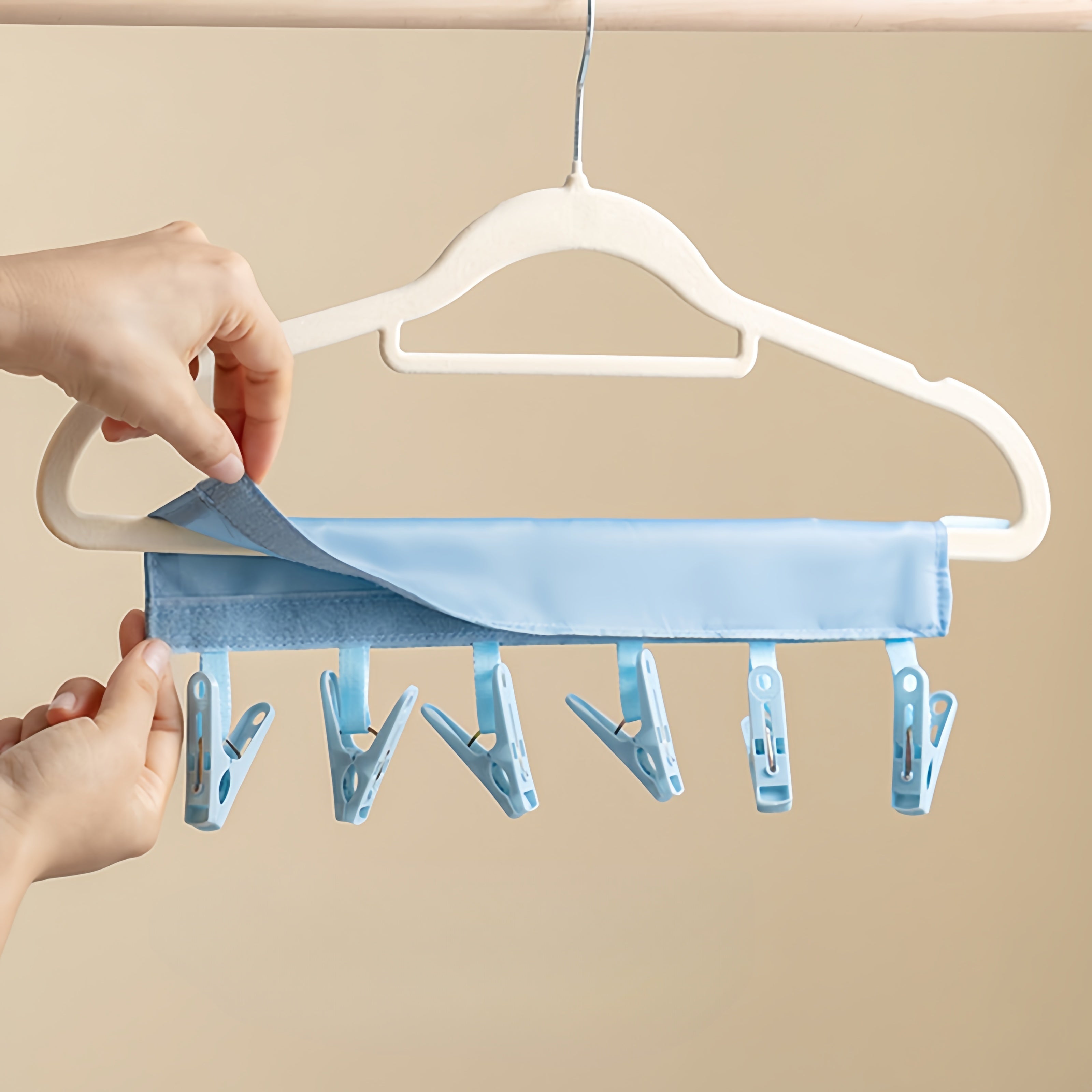Travel Foldable Hangers Suitcase Drying Rack