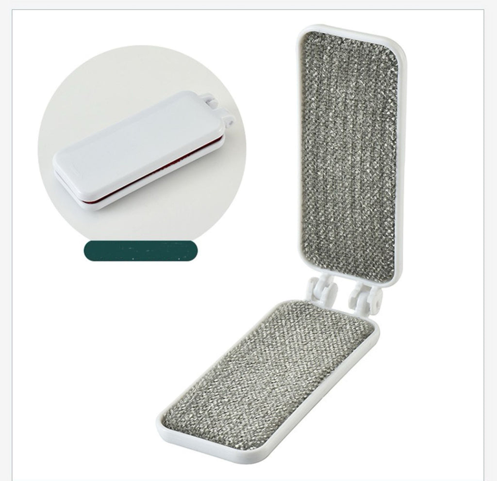 Clothing Dust Removal Brush