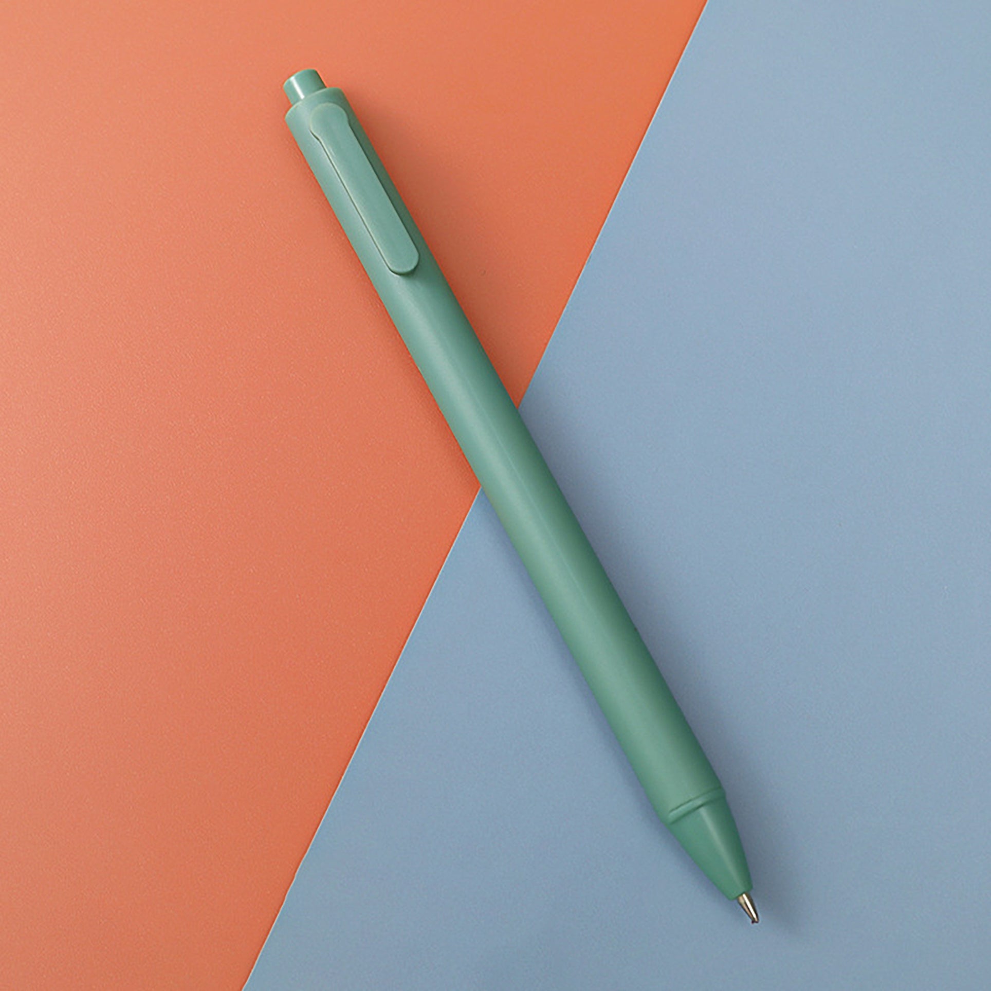 Simple Macaron Color Retractable Ballpoint Pens