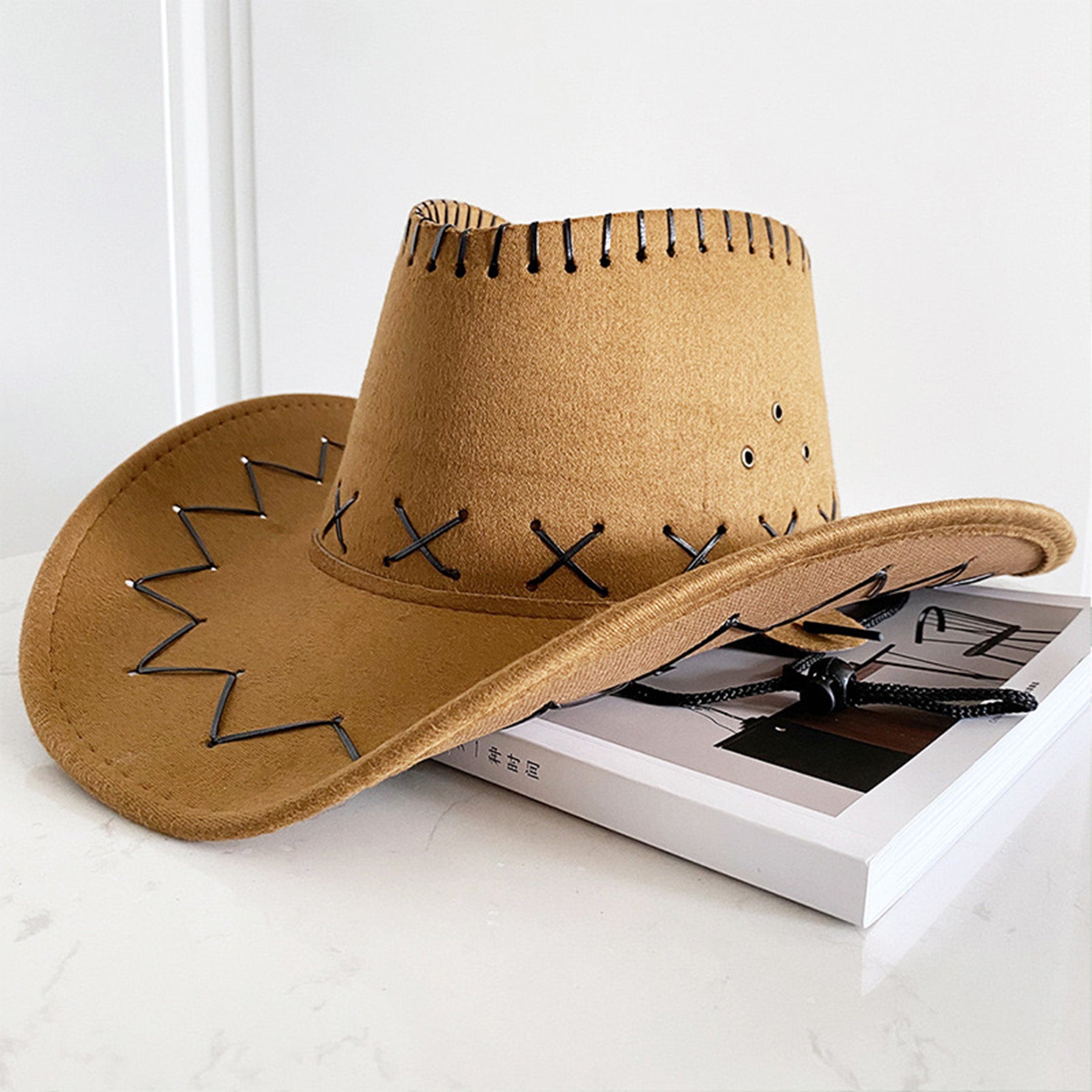 American Vintage Large Eaves Western Cowboy