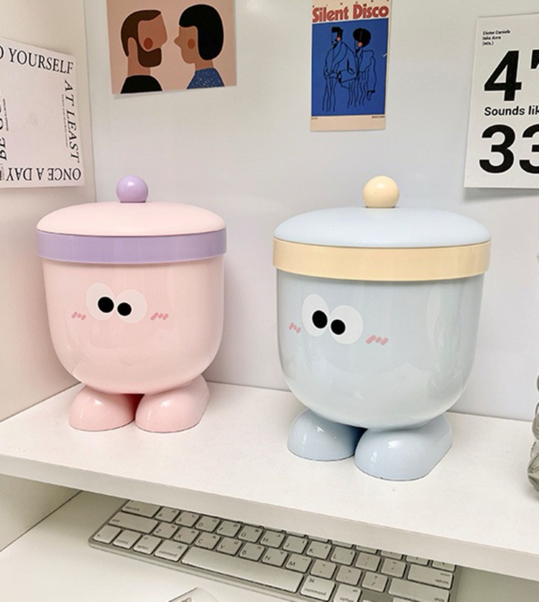 Desktop Flip-top Trash Can