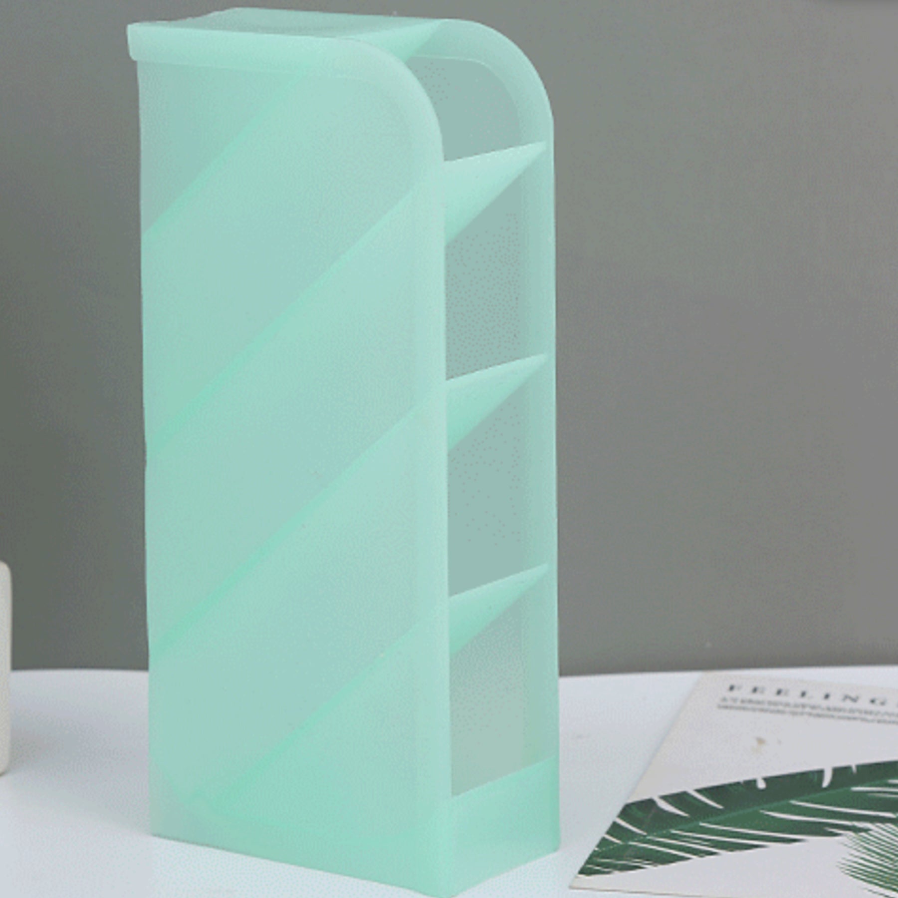 Oblique Insertion Plastic Transparent Pen Holder