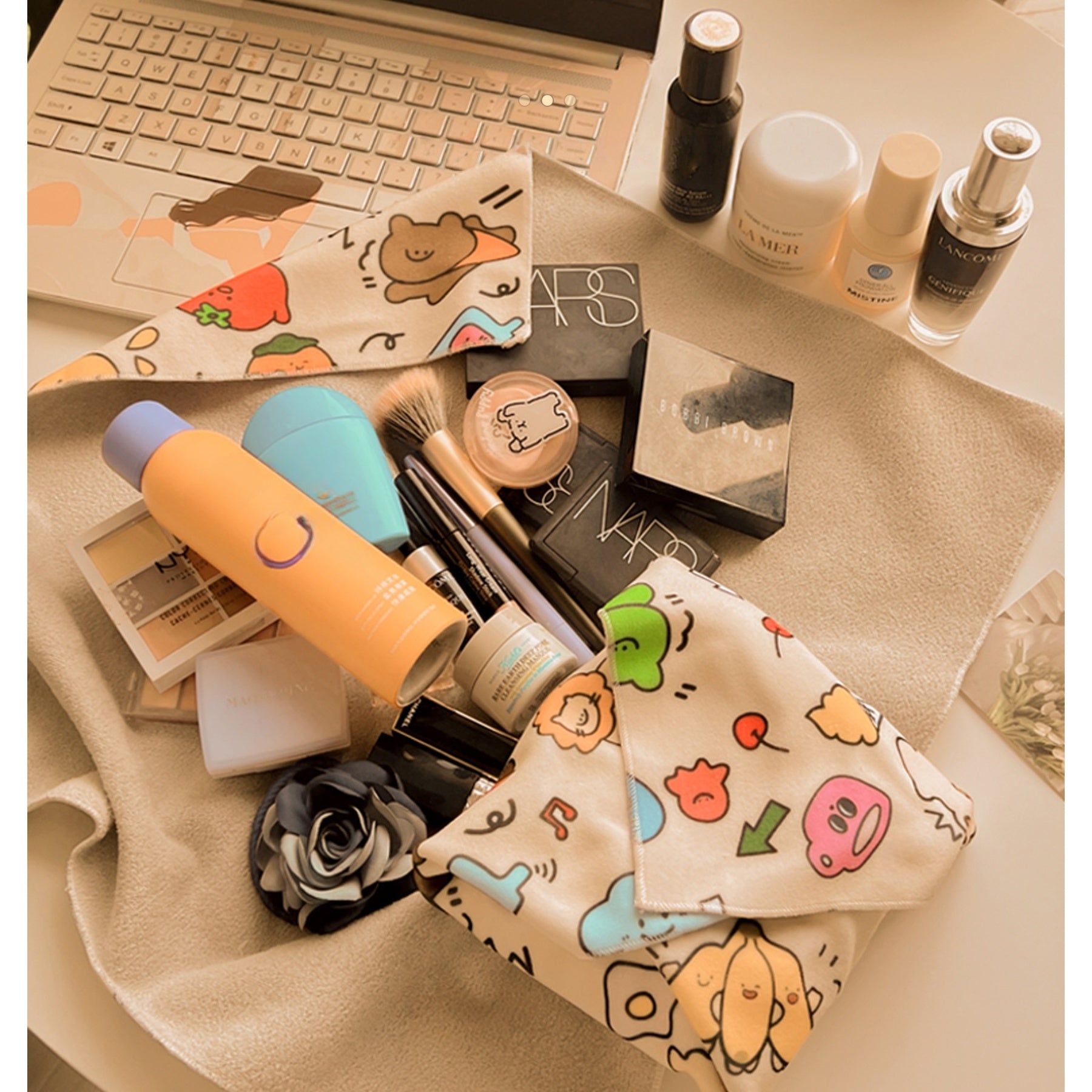 Self-Adhesive Organizer Cloth