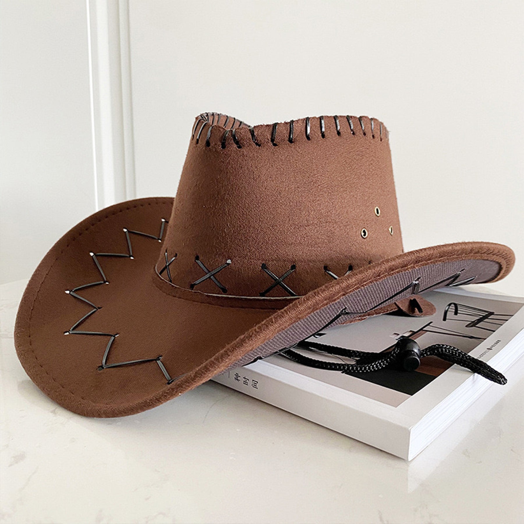 American Vintage Large Eaves Western Cowboy