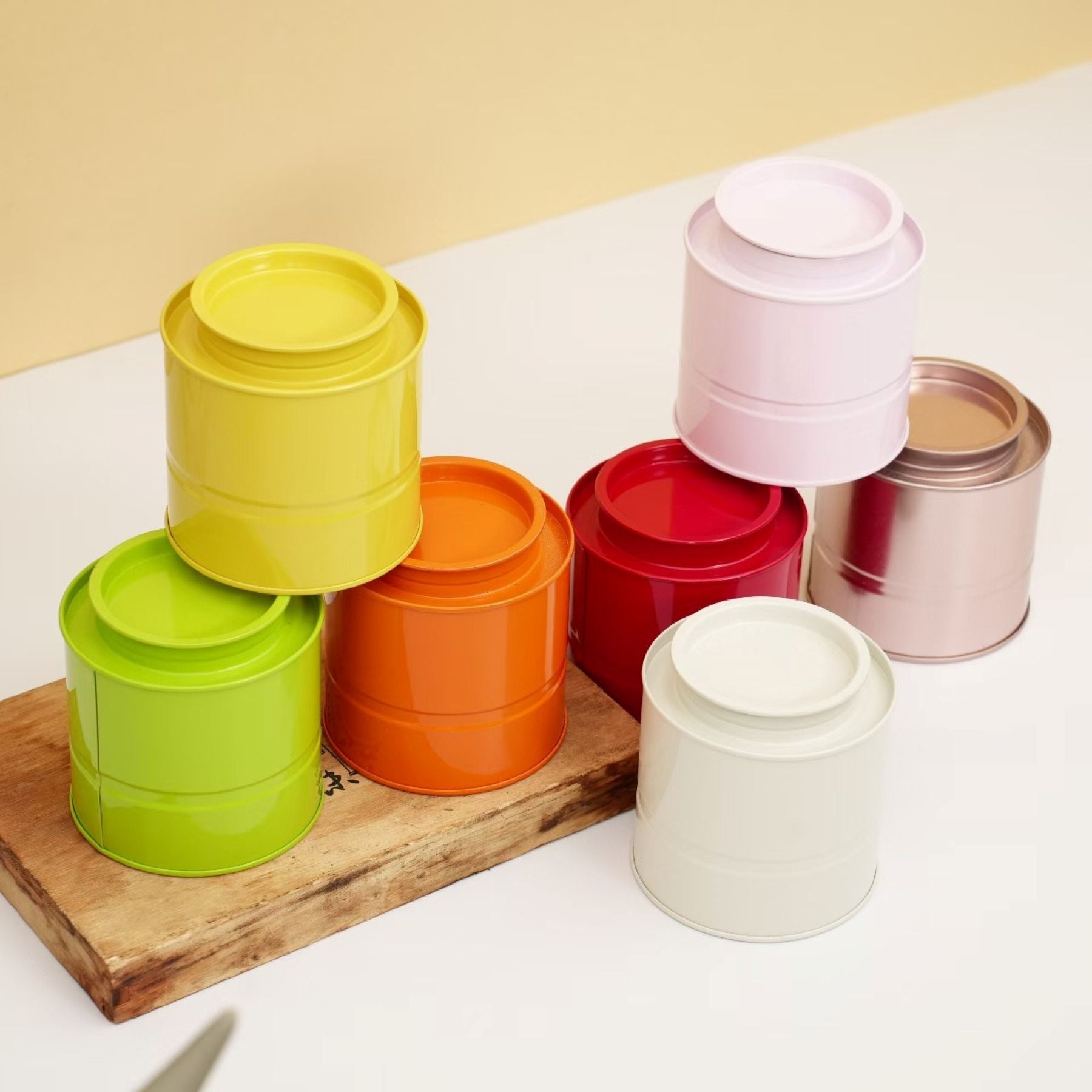 Solid-color Tin box