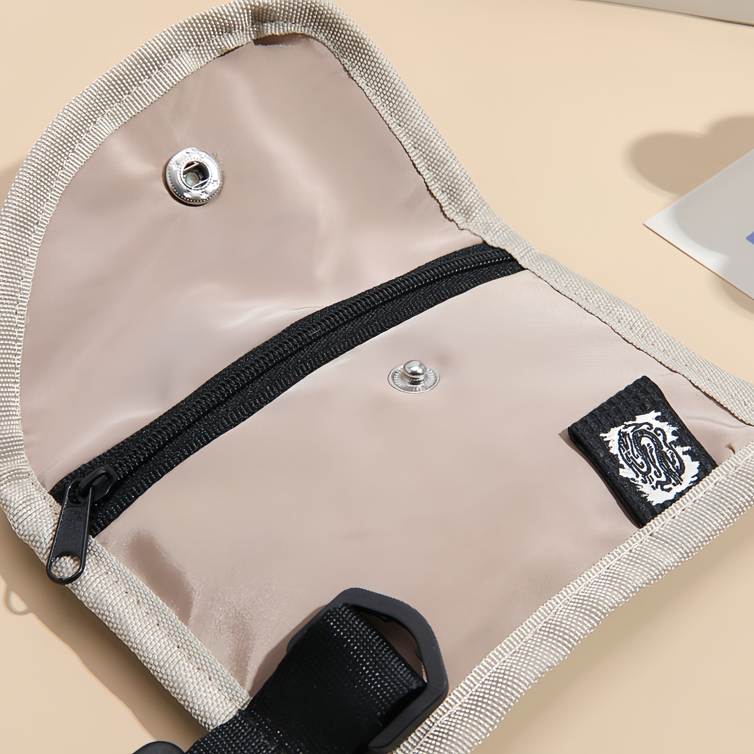 Riding Outdoor Neck Bag