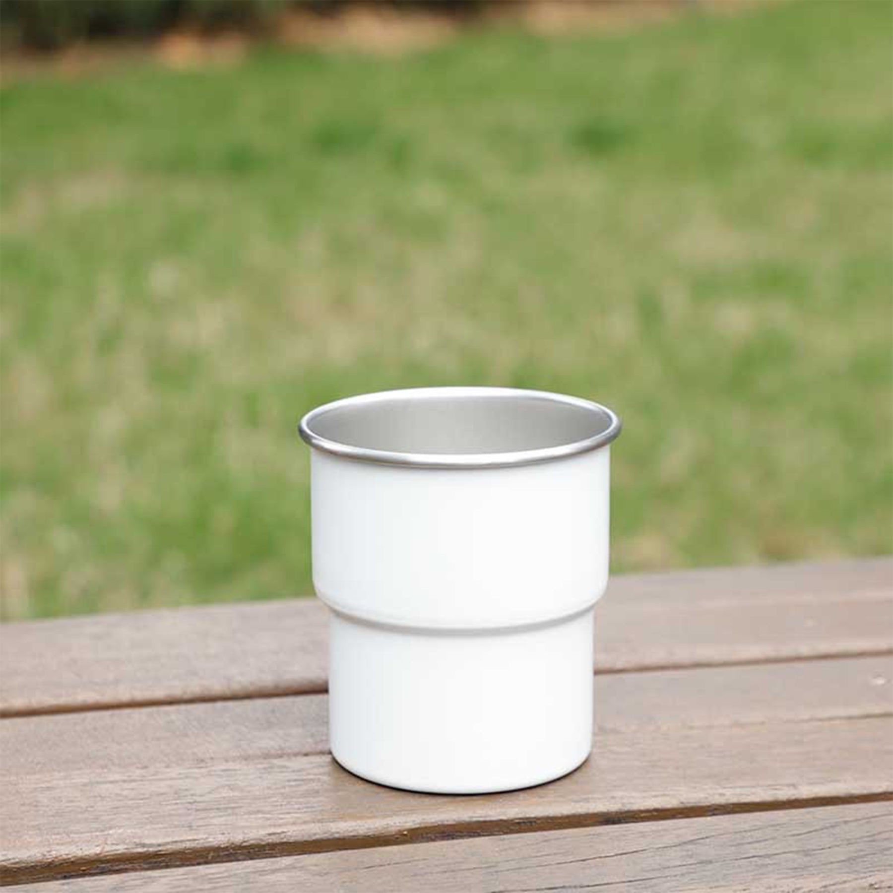 Simple Single Rimmed Cup