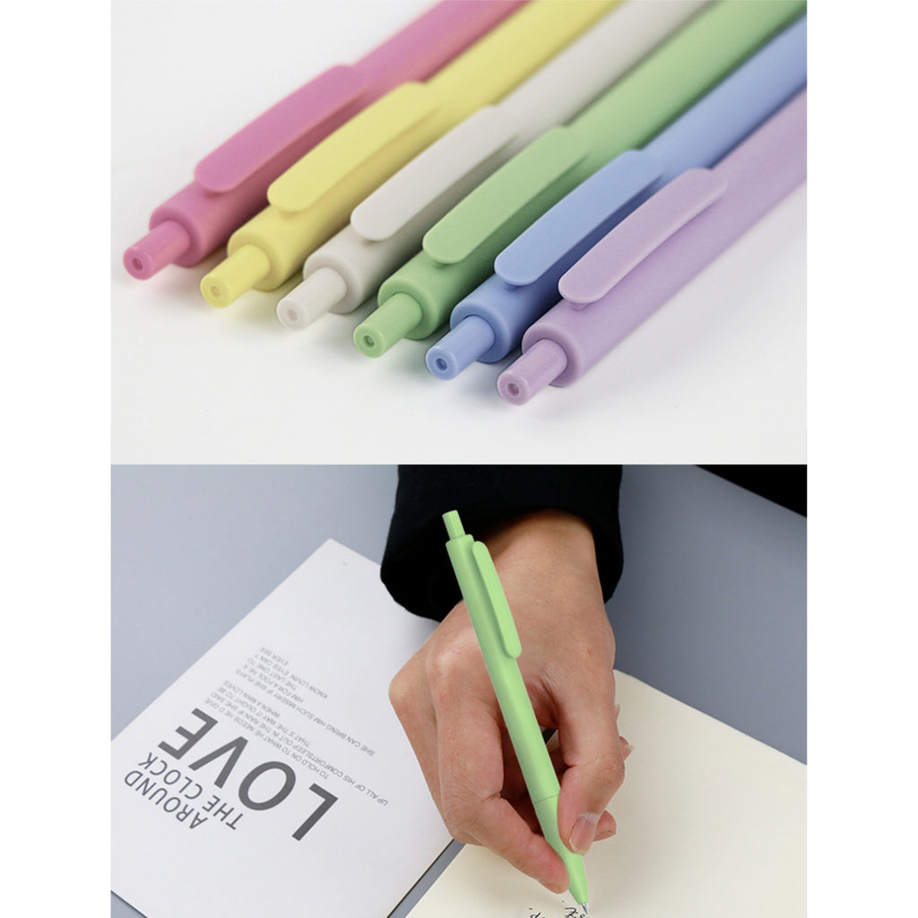 Pastel-colored Gel Pens
