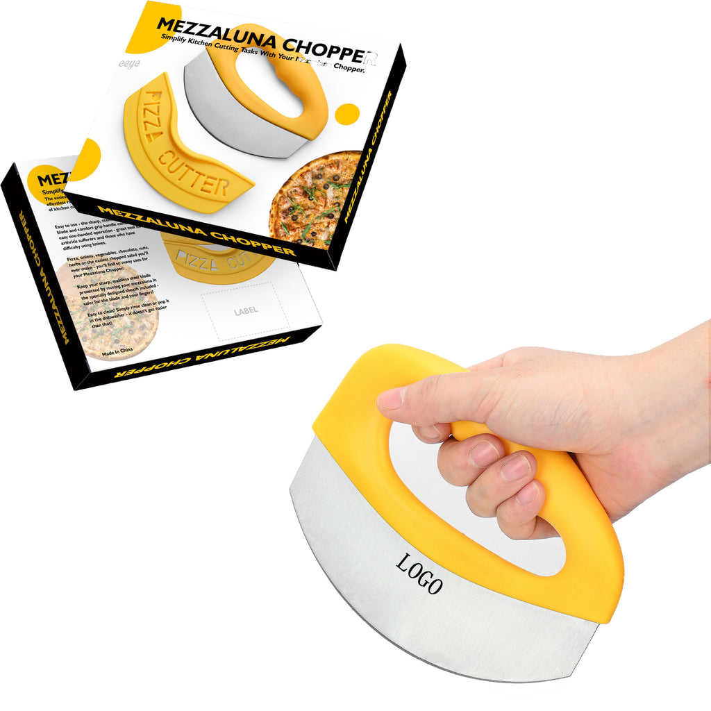 Pizza Cutter With Protective Sheath