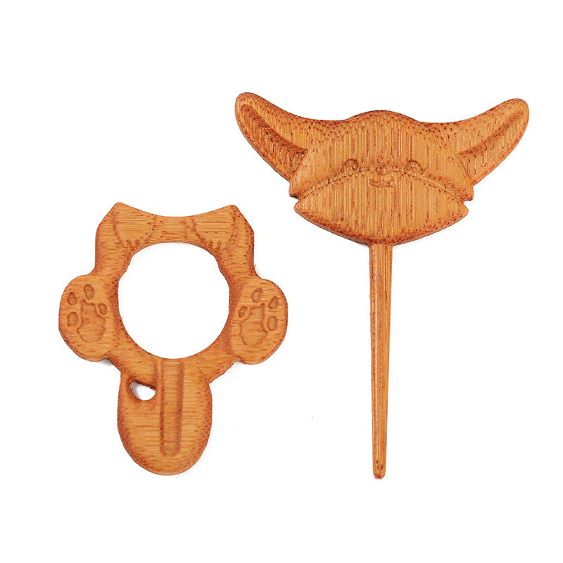 Wooden Animal - Pattern Brooch Pin Gift