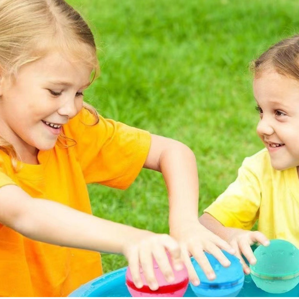 Round Reusable Water Ball Made Of Soft Silicone
