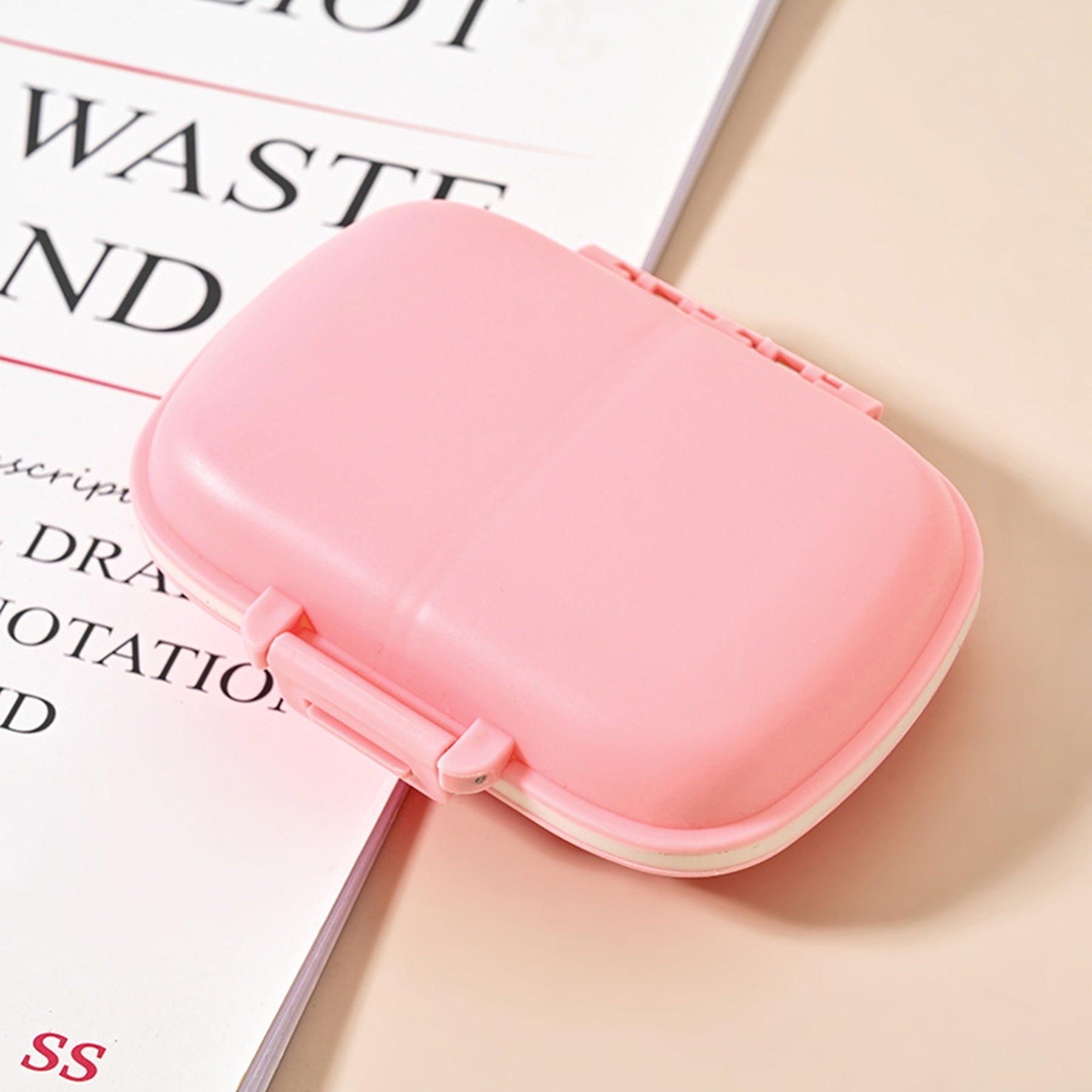Portable 8-Compartment Sealed Pill Box