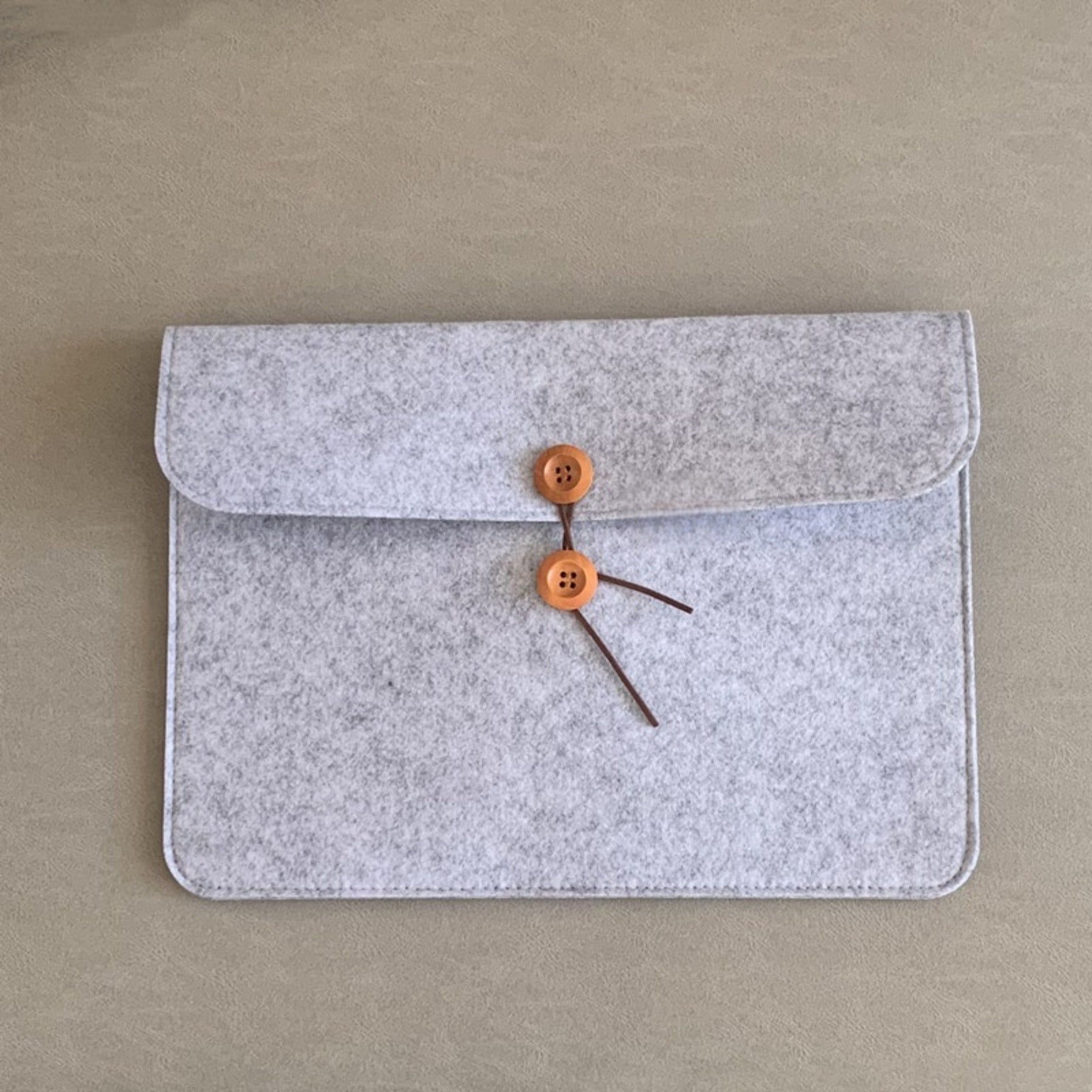 Felt A4 Document Holder