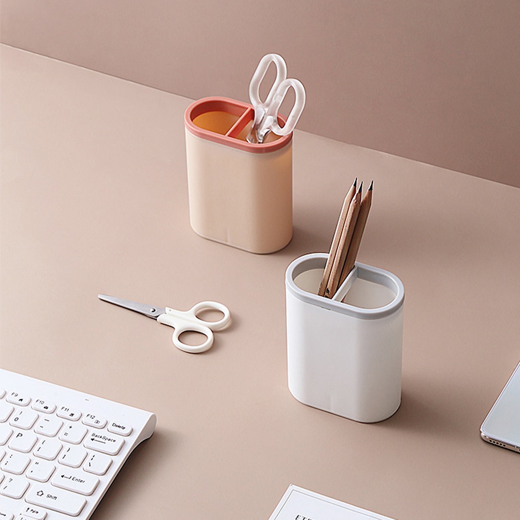 Student Solid Plastic Minimalist Pen Holder