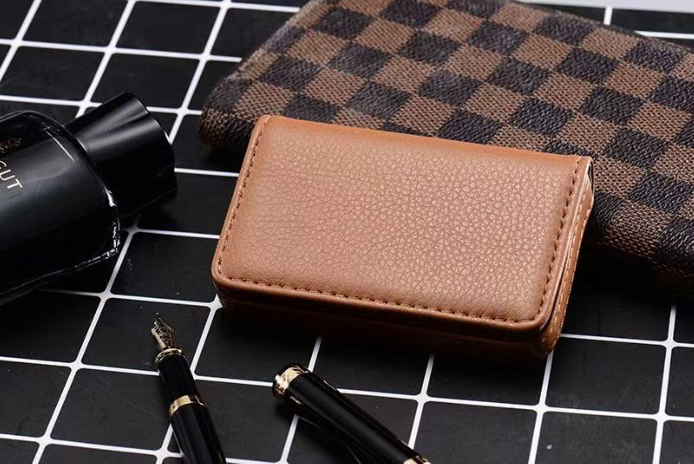 Cortical Business Card Holder