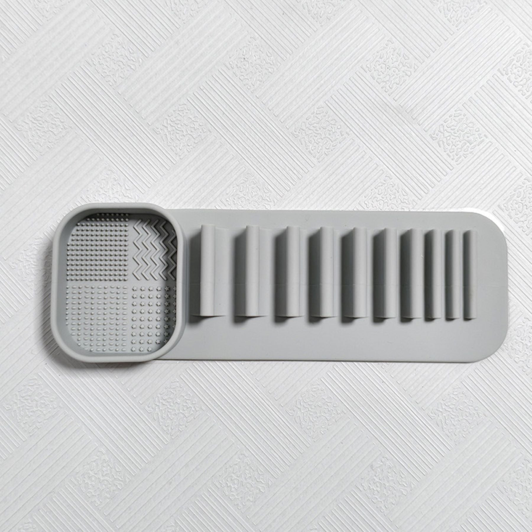 Makeup Brush Storage Rack