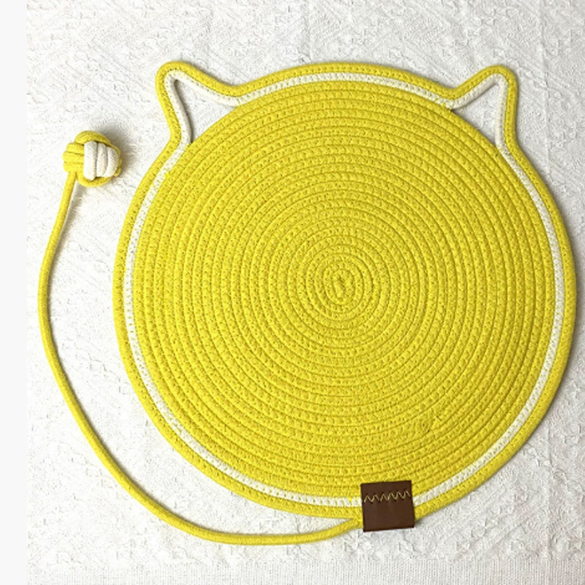 Cat Shaped Cotton Rope Scratcher Mat with Toy Ball