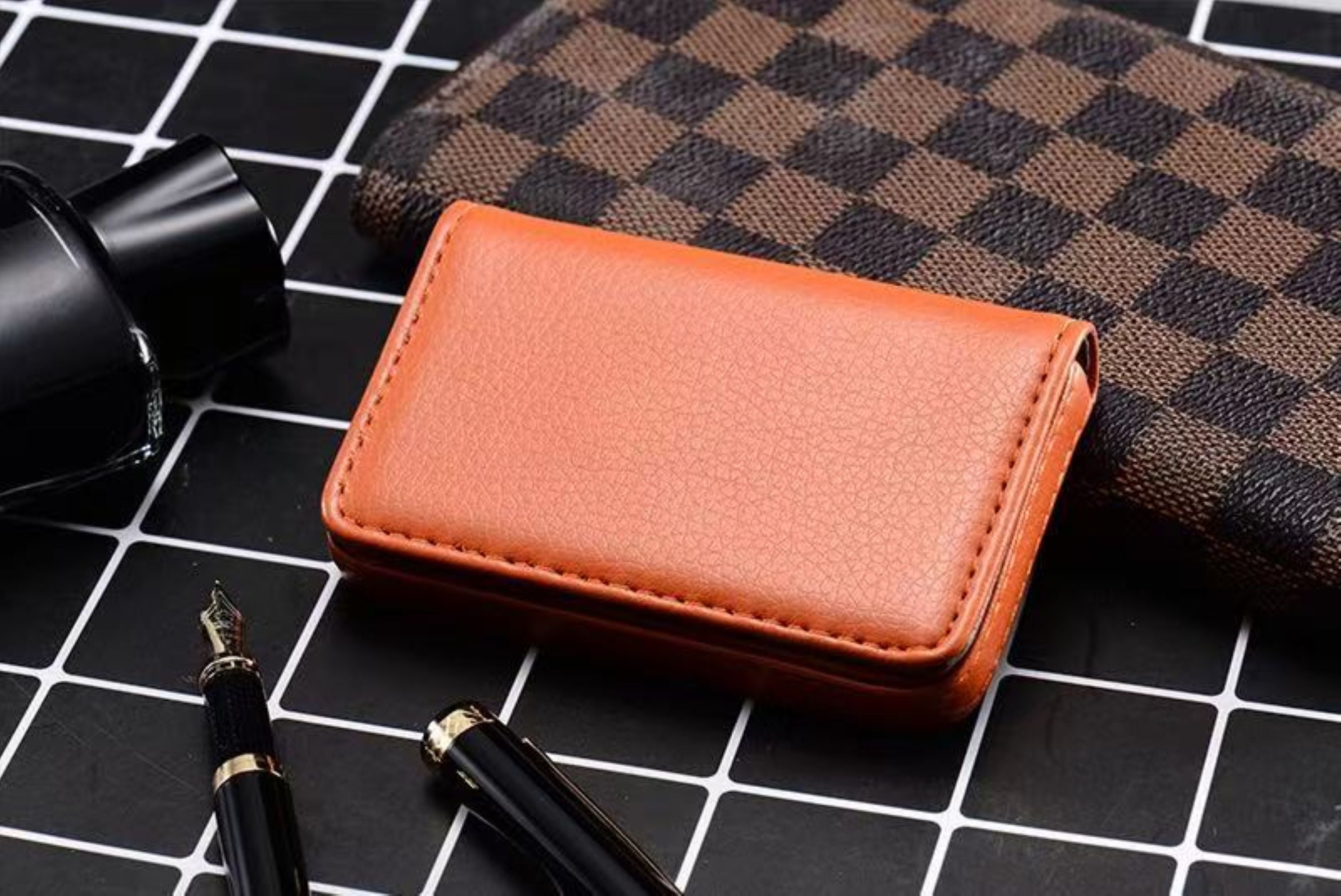 Cortical Business Card Holder
