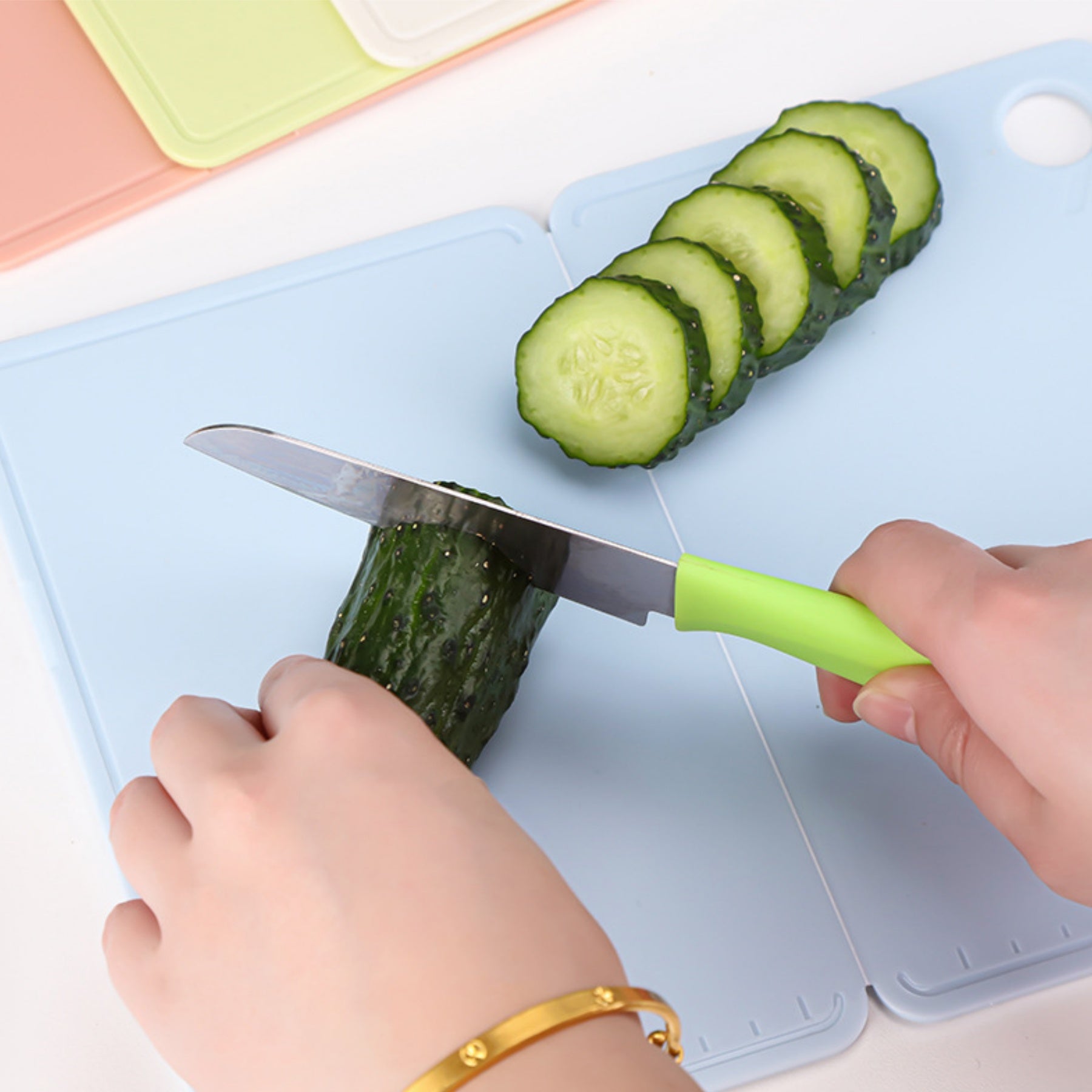 Foldable Portable Cutting Board