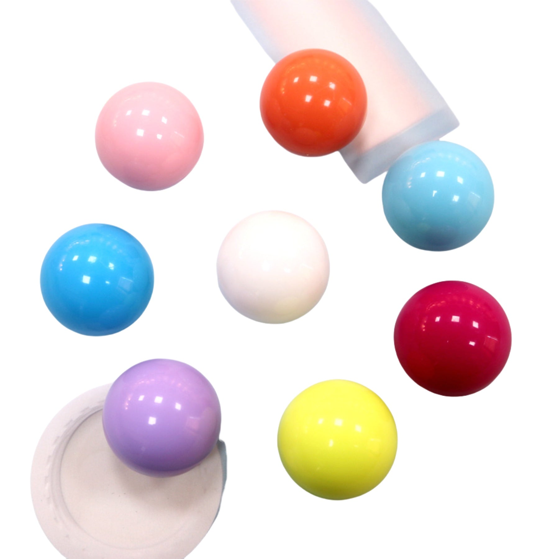 Fruit-Flavored Lip Balm Sphere