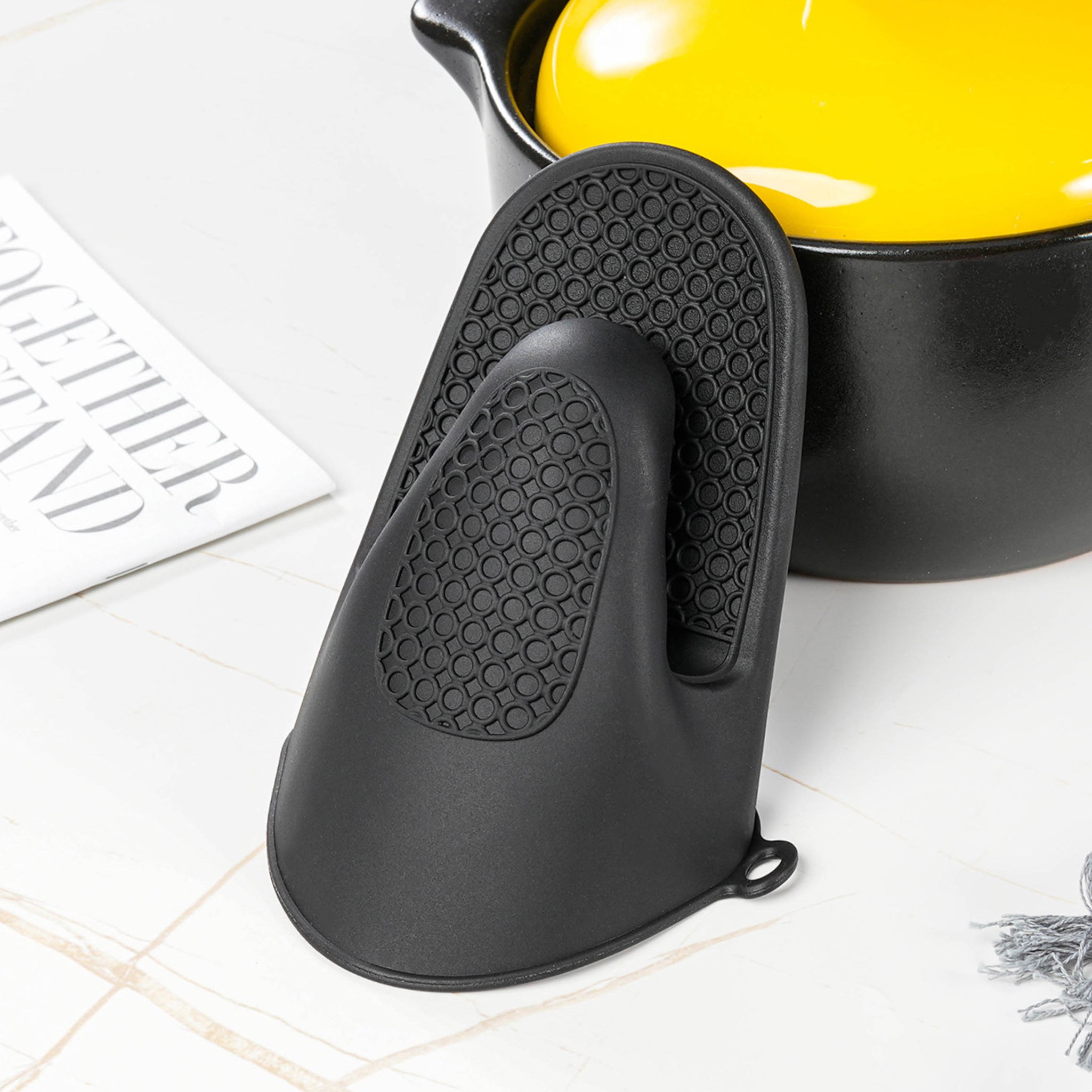 Single Heat-Resistant Thickened Silicone Gripper