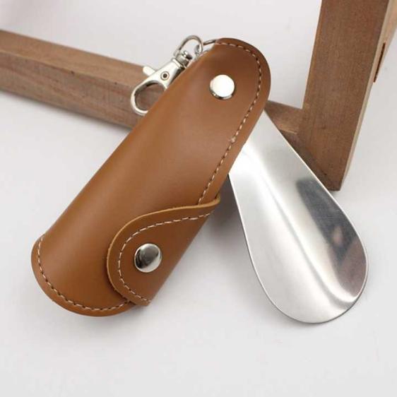PU Leather Shoehorn Portable Shoe Horn Keychain Metal Shoe Lifter