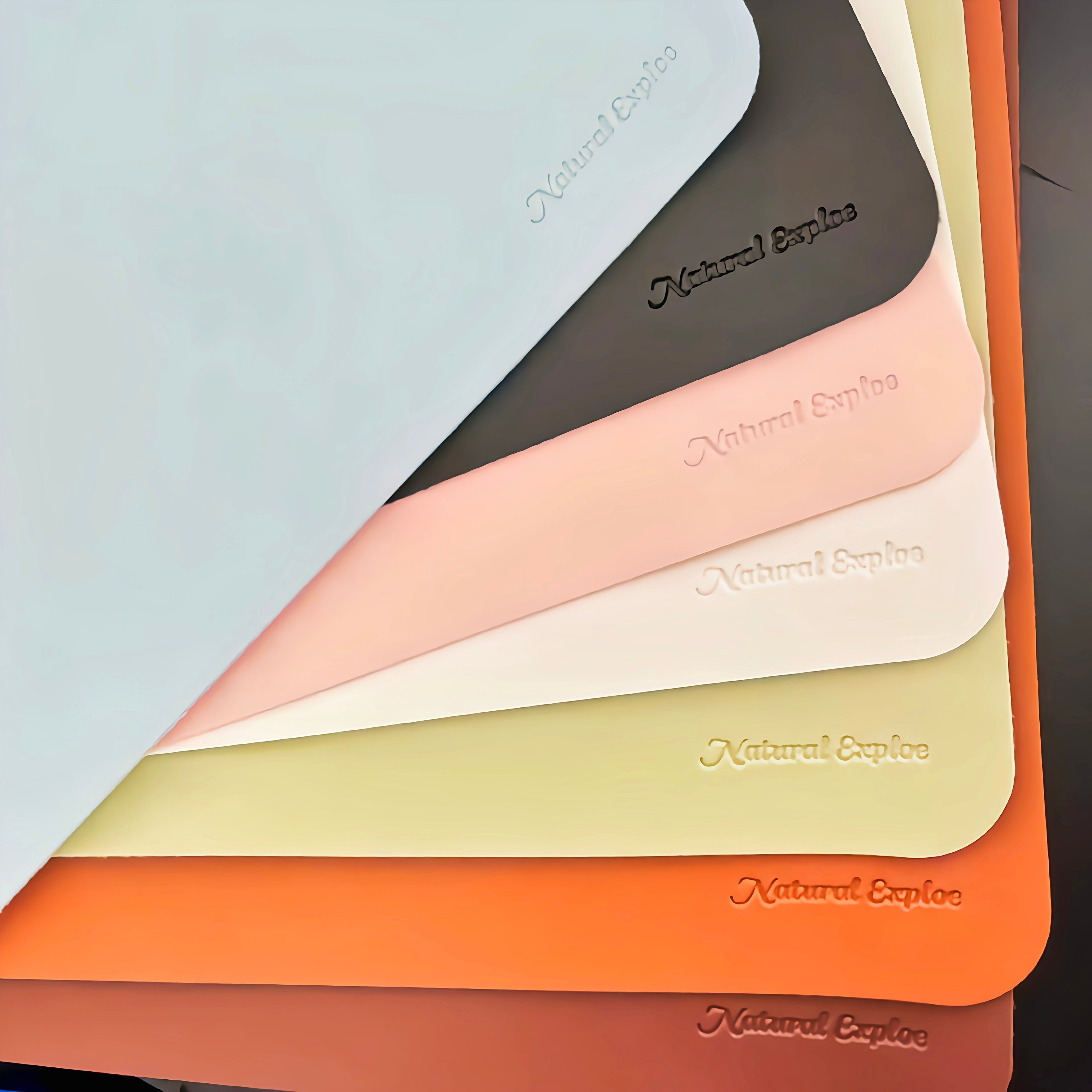 Dual-Color Mouse Pad