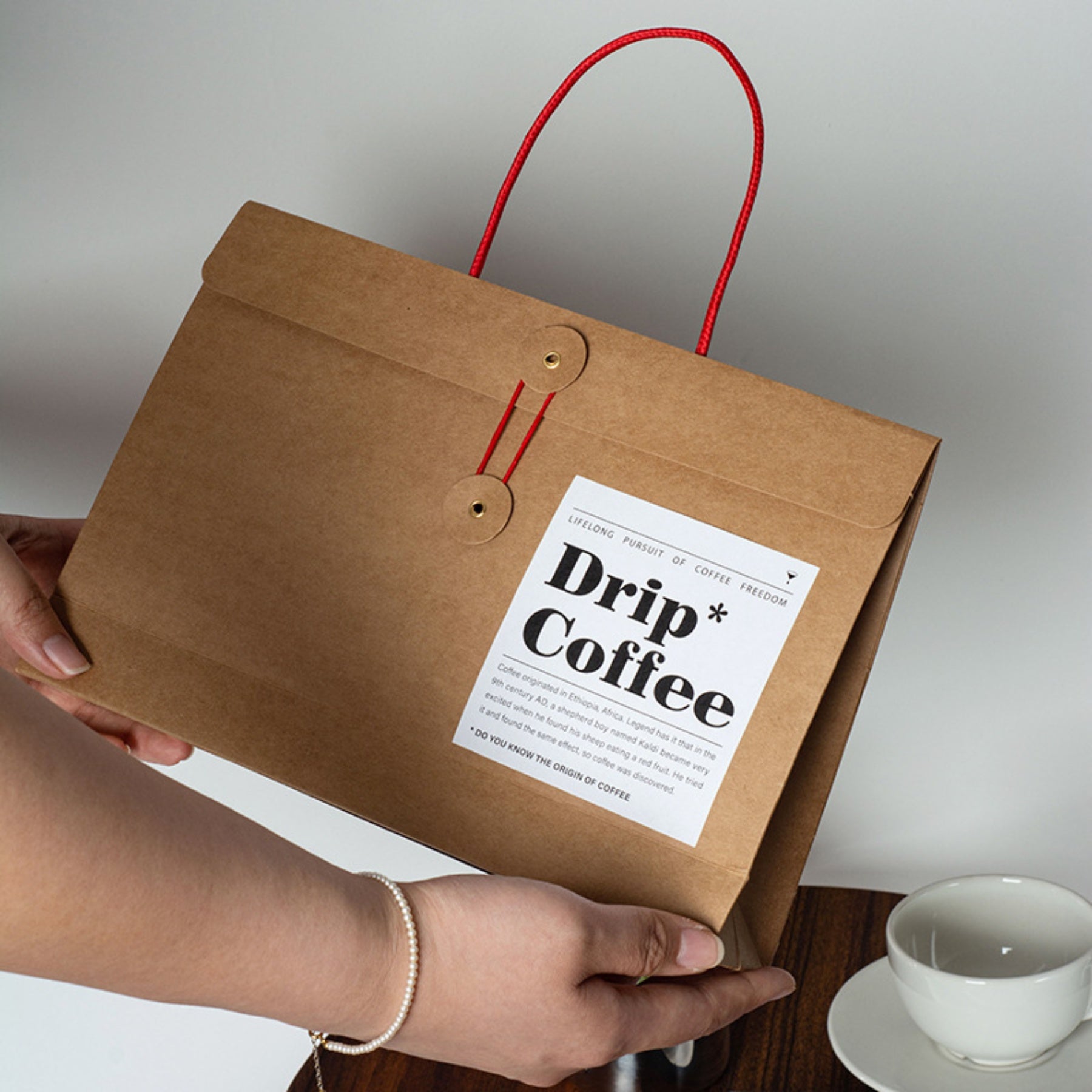 Kraft Paper Gift Packing Tote Bag For Room Temperature