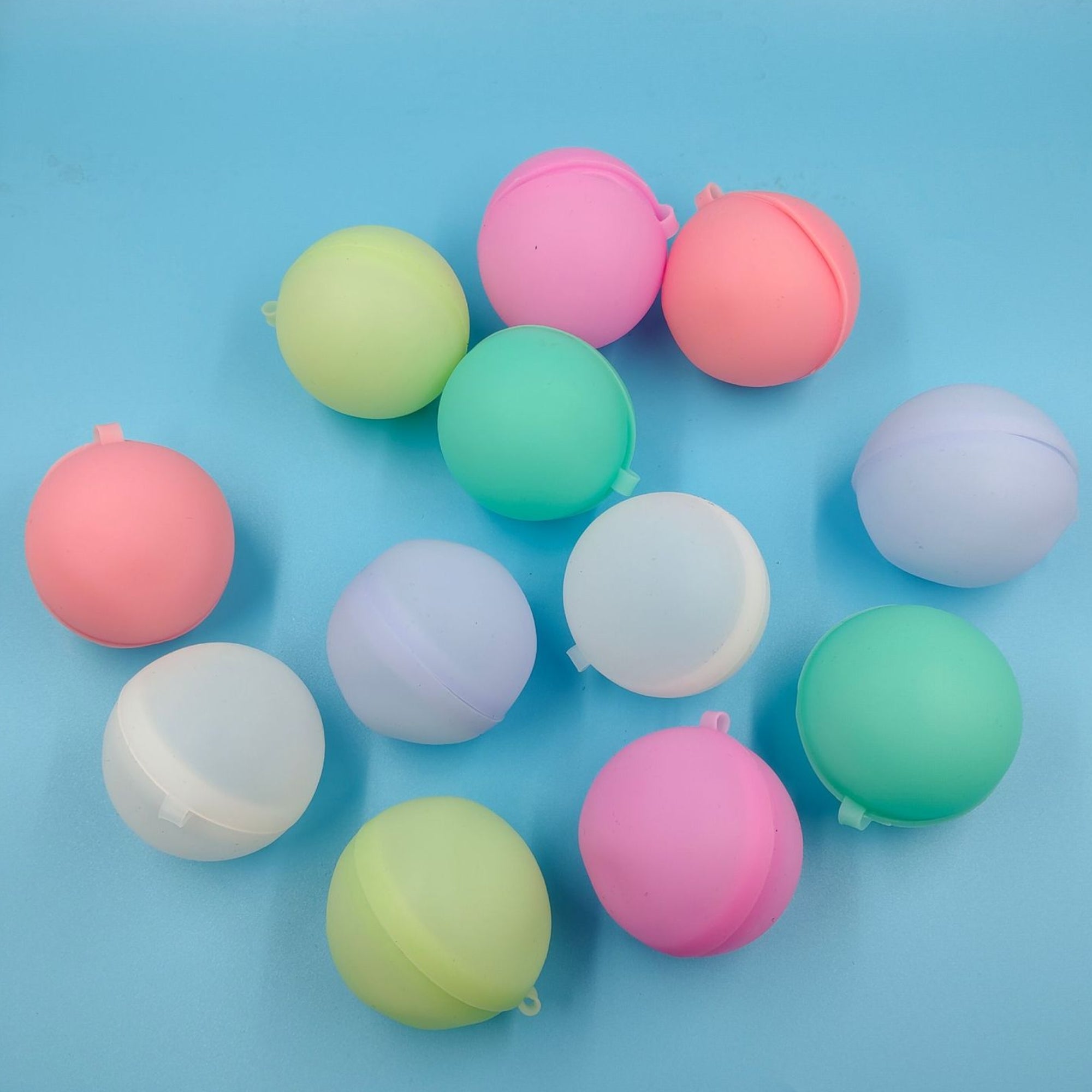Round Reusable Water Ball Made Of Soft Silicone