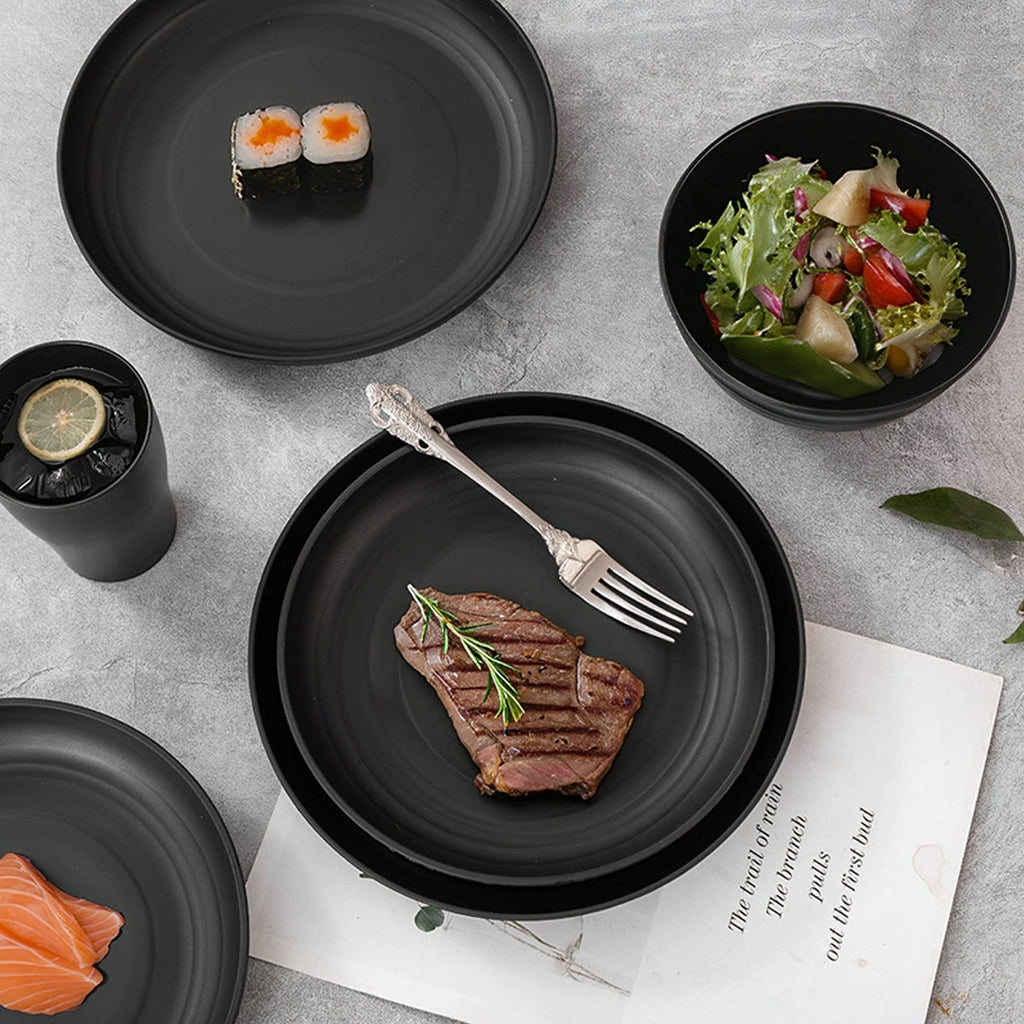 Wheat Straw Black Dinnerware Set