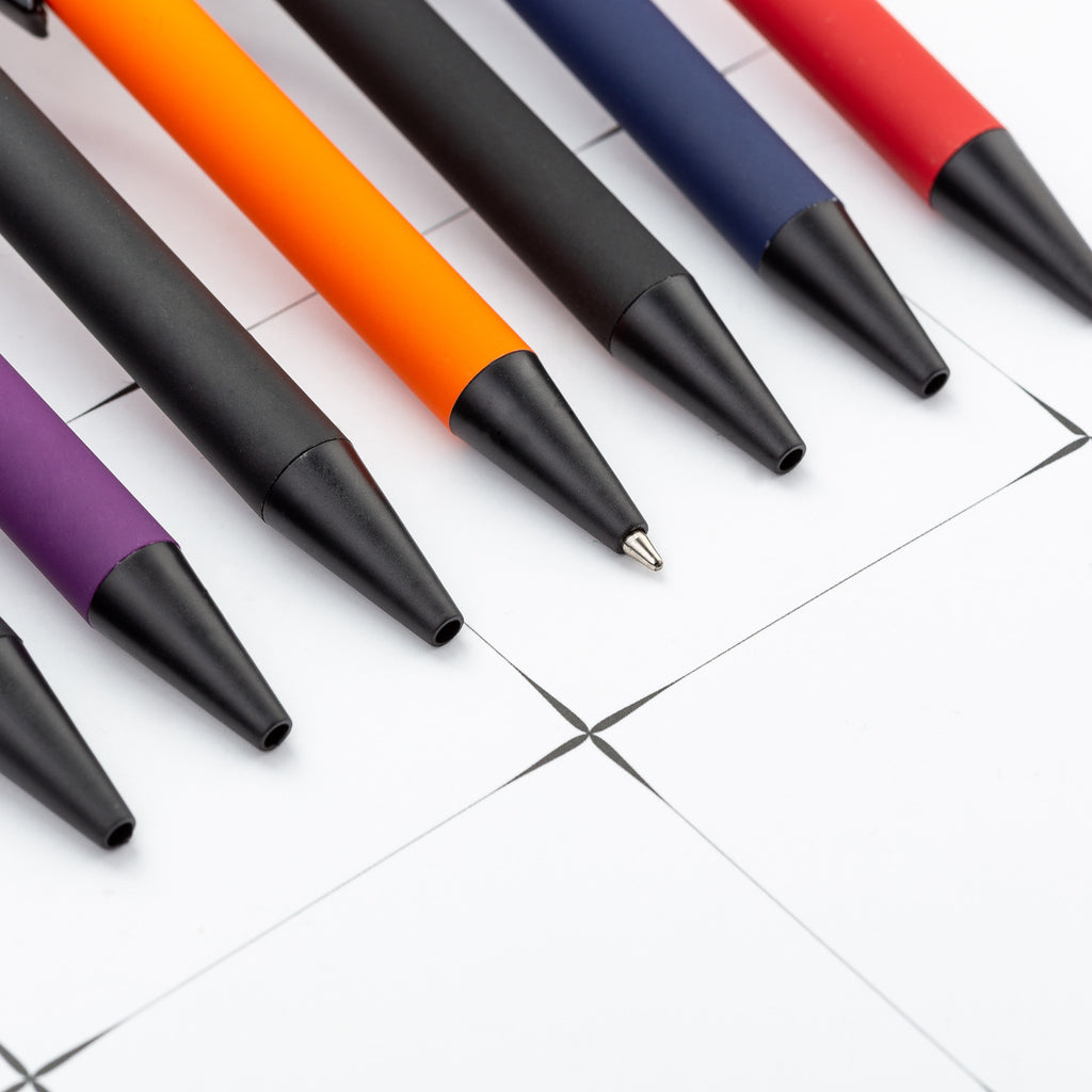 Push Type Ballpoint Pen