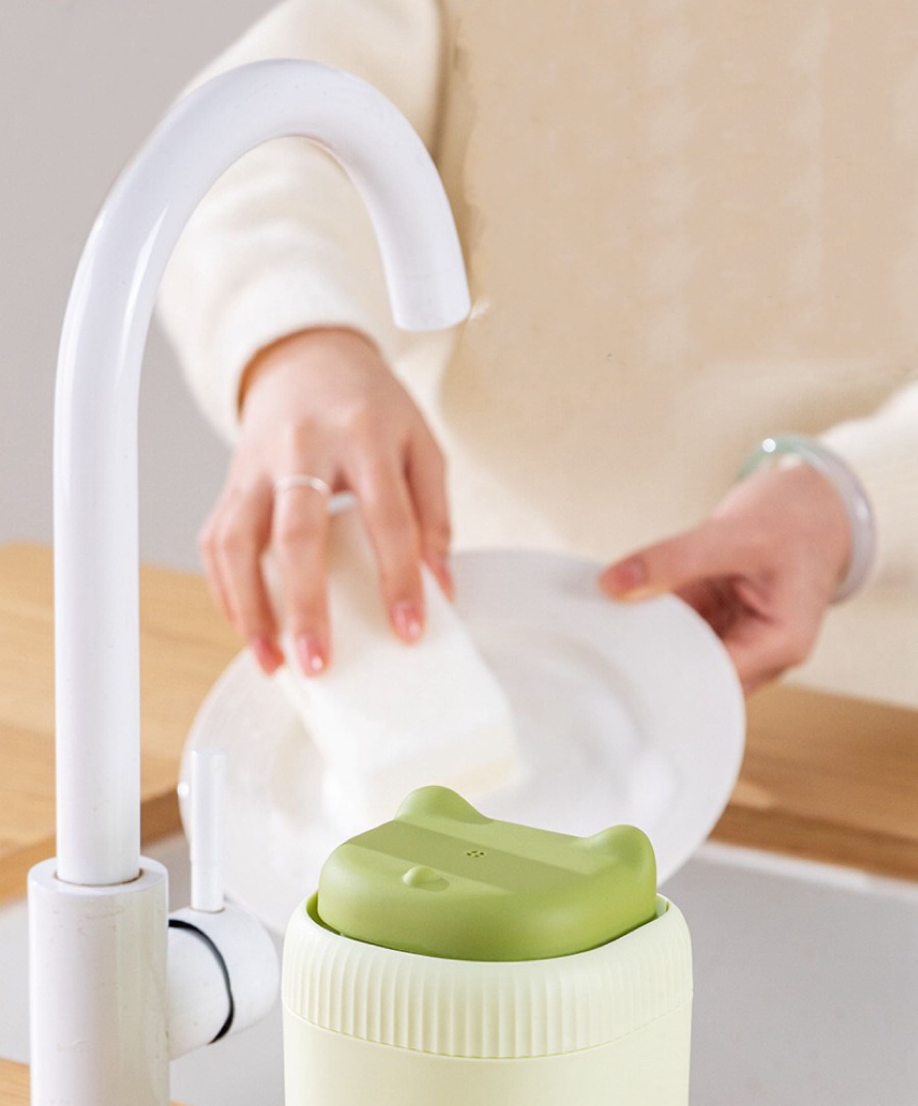 Kitchen Dish Soap Squeezer