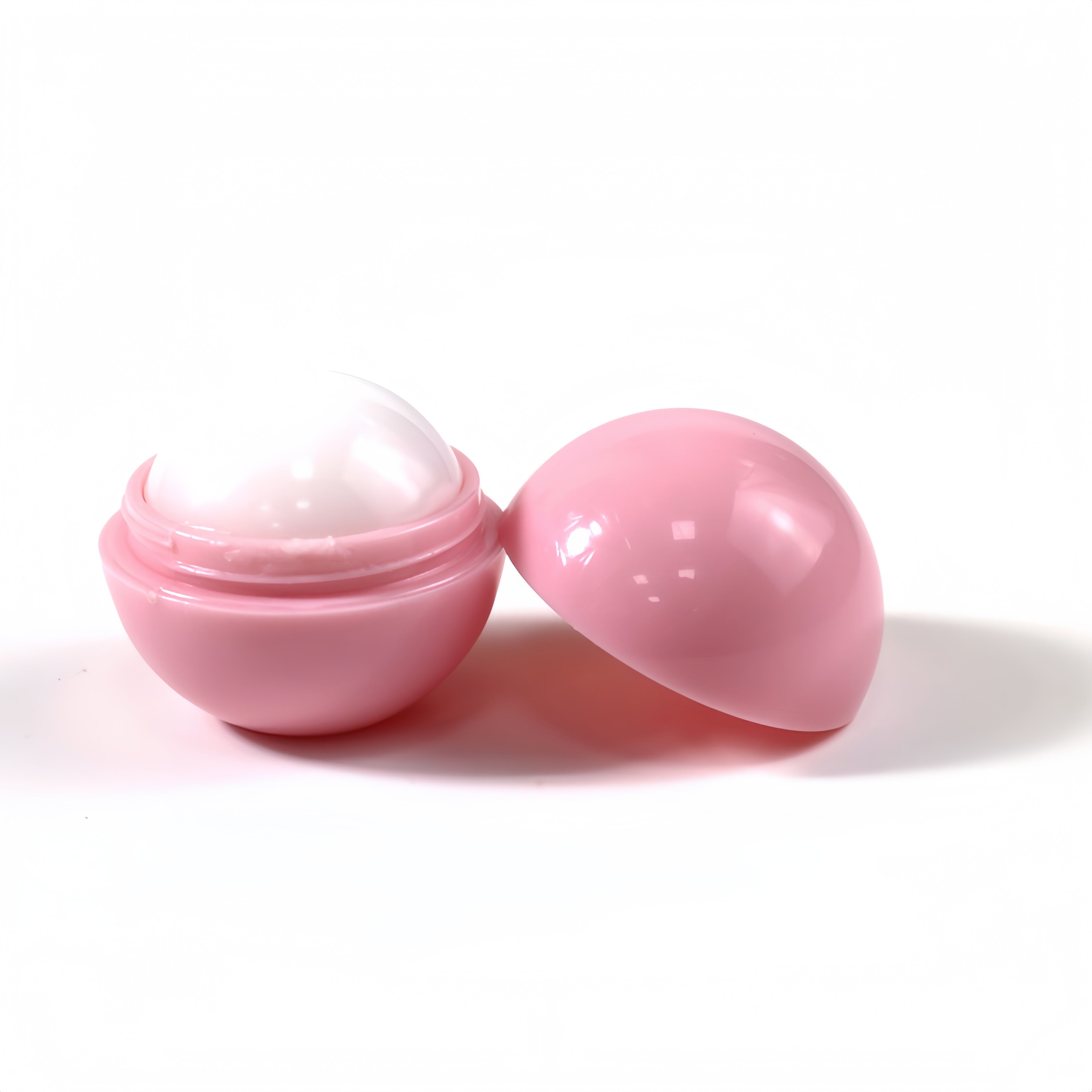Fruit-Flavored Lip Balm Sphere