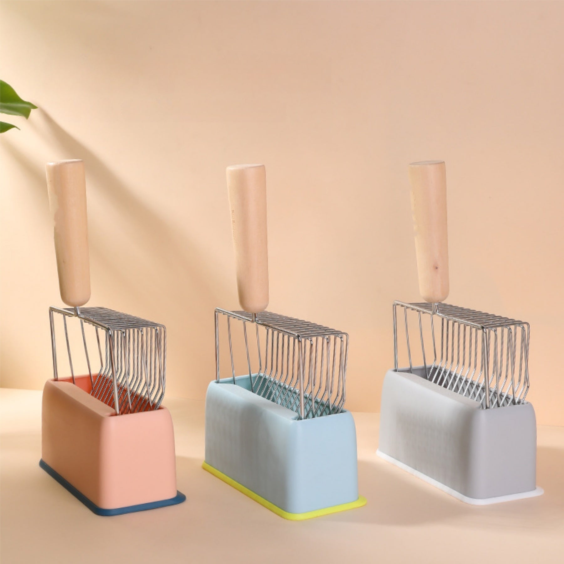 Solid Wood Cat Litter Scoop With Base