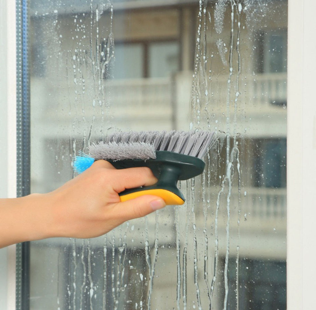 Household Gap Brush